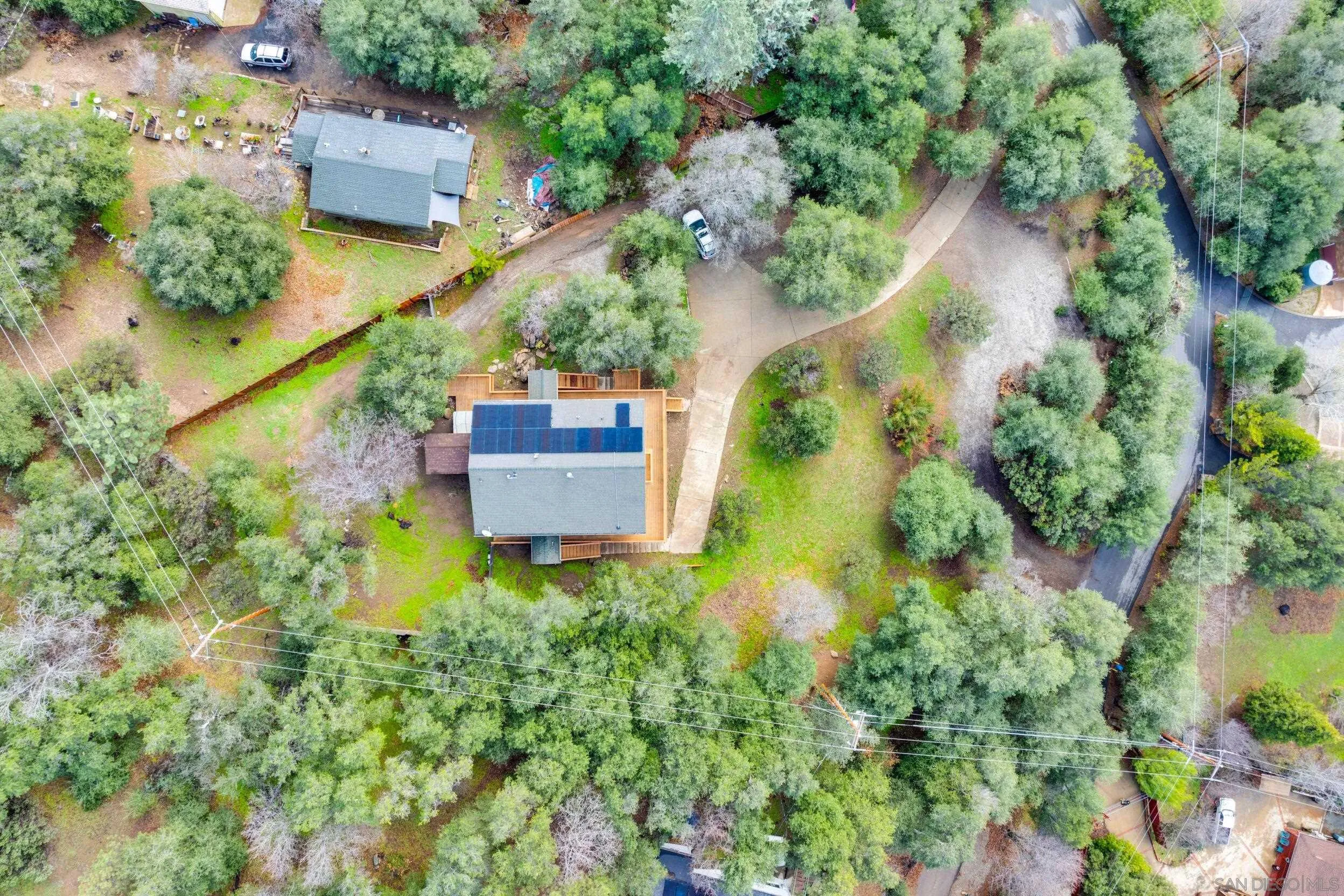https://cdn.realtyfeed.com/cdn/127/260003288/a5d5e9f8b866af82e69a40946e165962.webp