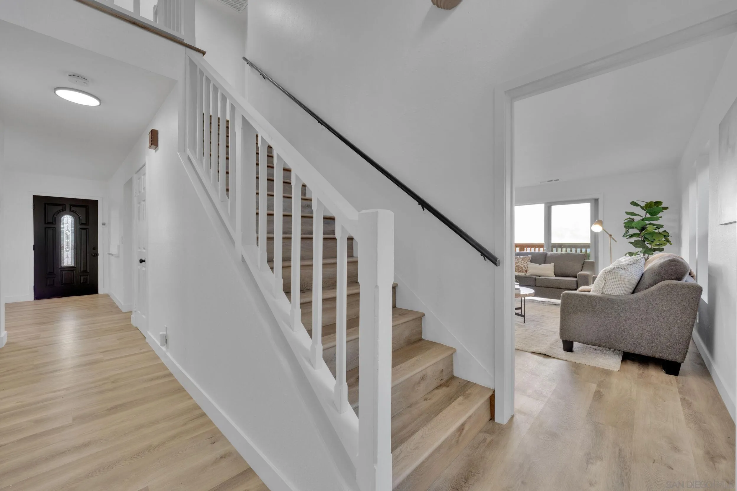 https://cdn.realtyfeed.com/cdn/127/260003288/a888683be7095c4aa762f2562ec04648.webp