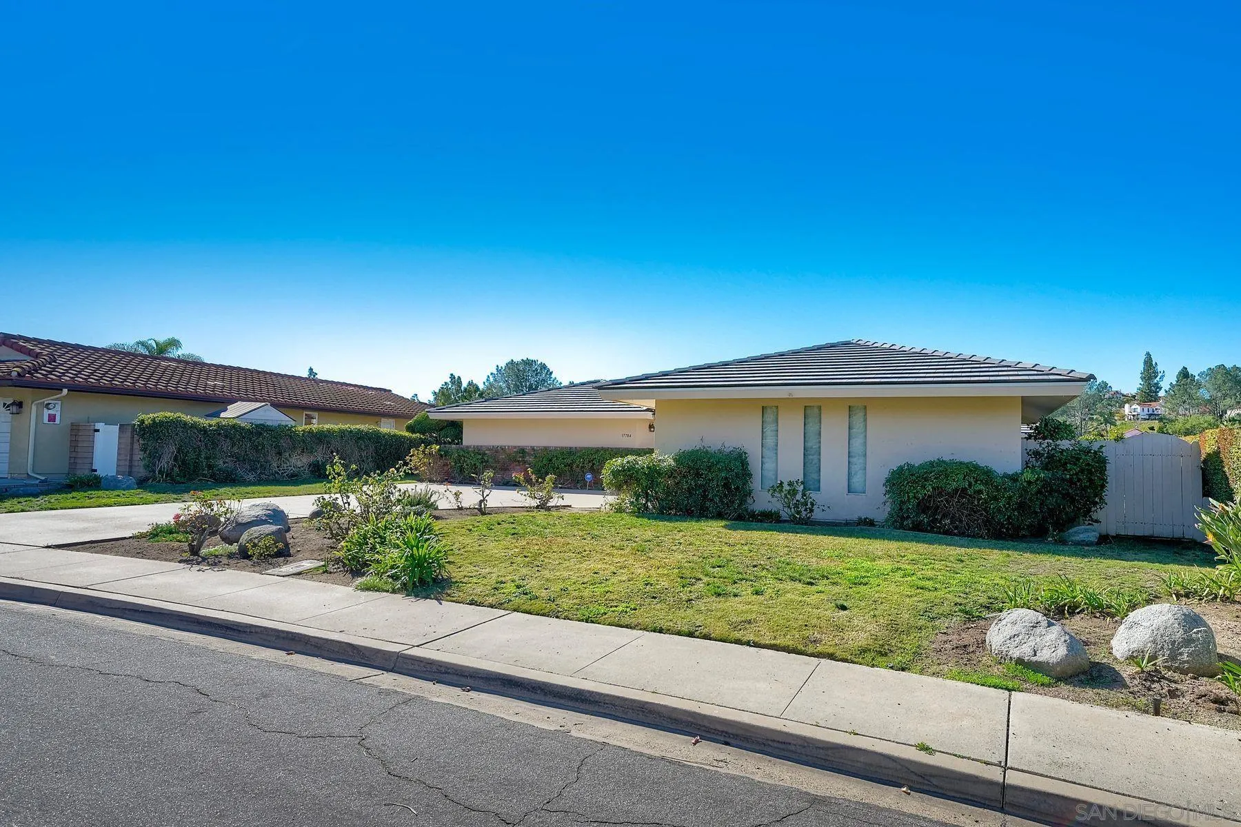 https://cdn.realtyfeed.com/cdn/127/260003291/27b8b128ab02cdb61ed69840b38c2f01.webp