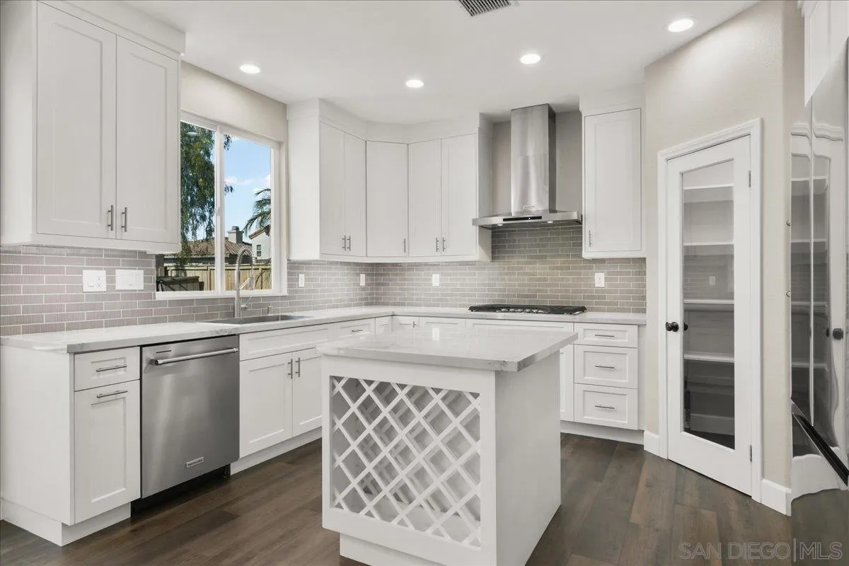 https://cdn.realtyfeed.com/cdn/127/260003295/9e324f342922e3c18a228ebbe207095a.webp