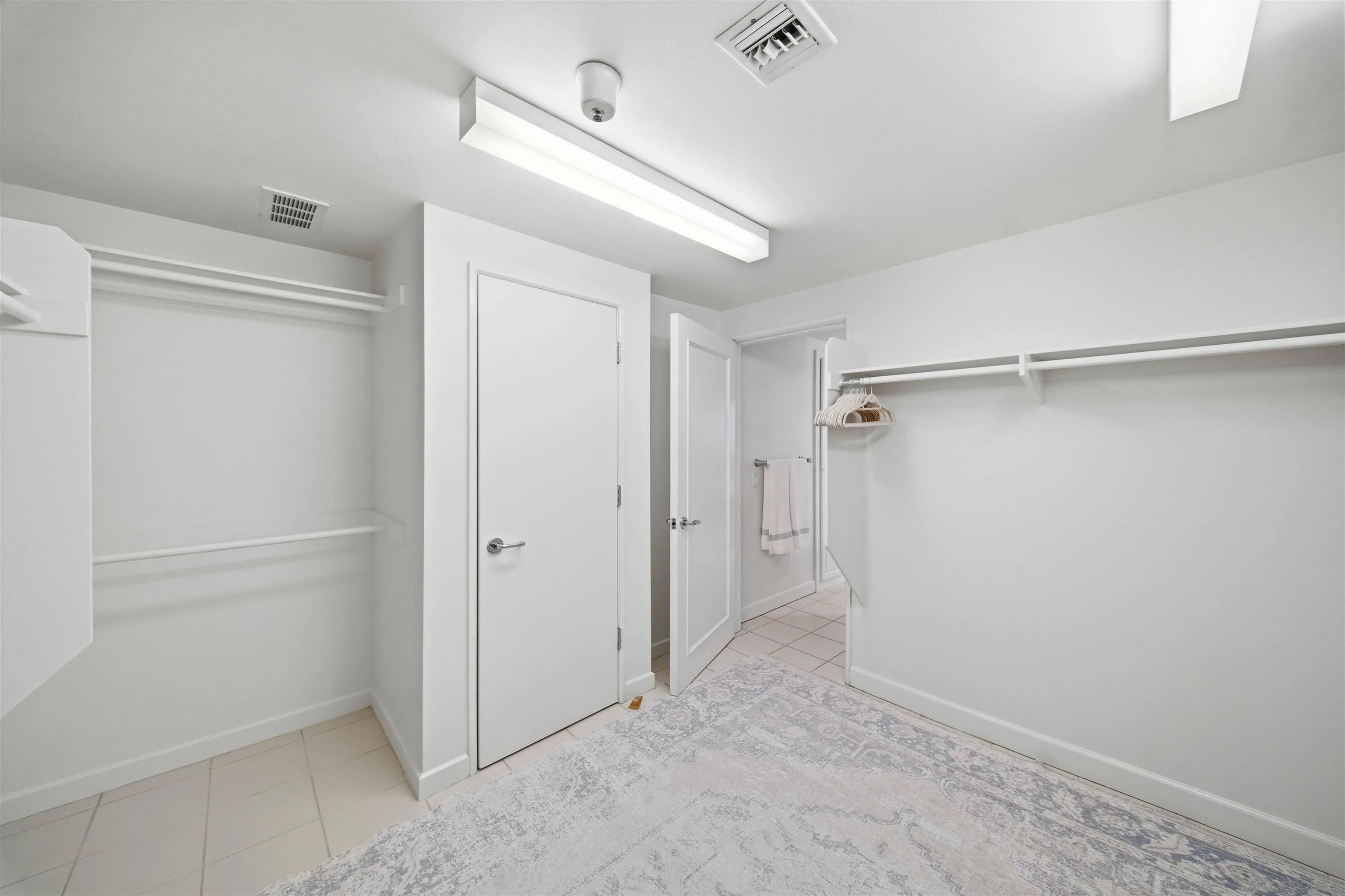 Photo #29: 2600033 Listing: Photo #29