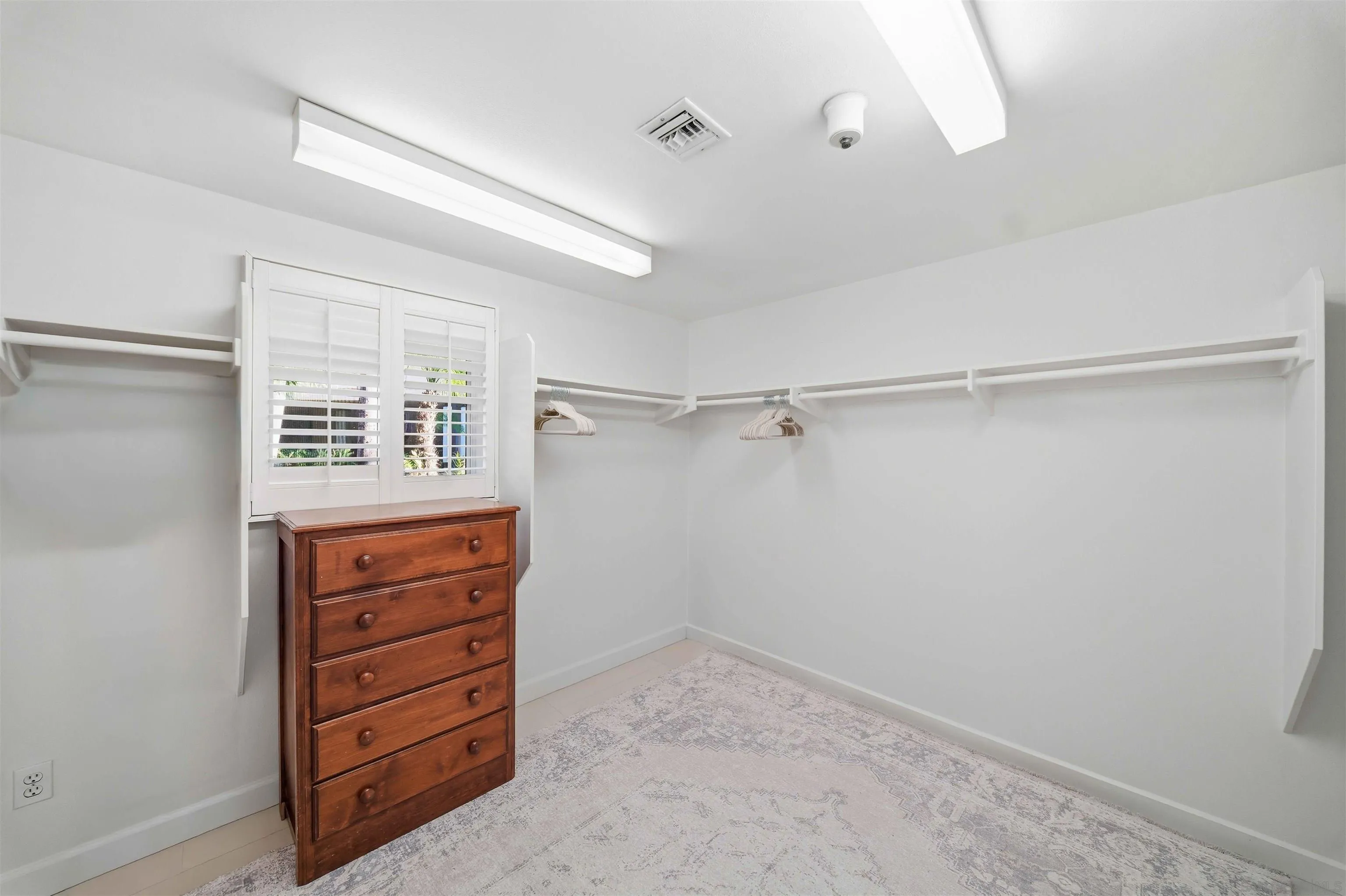 Photo #28: 2600033 Listing: Photo #28