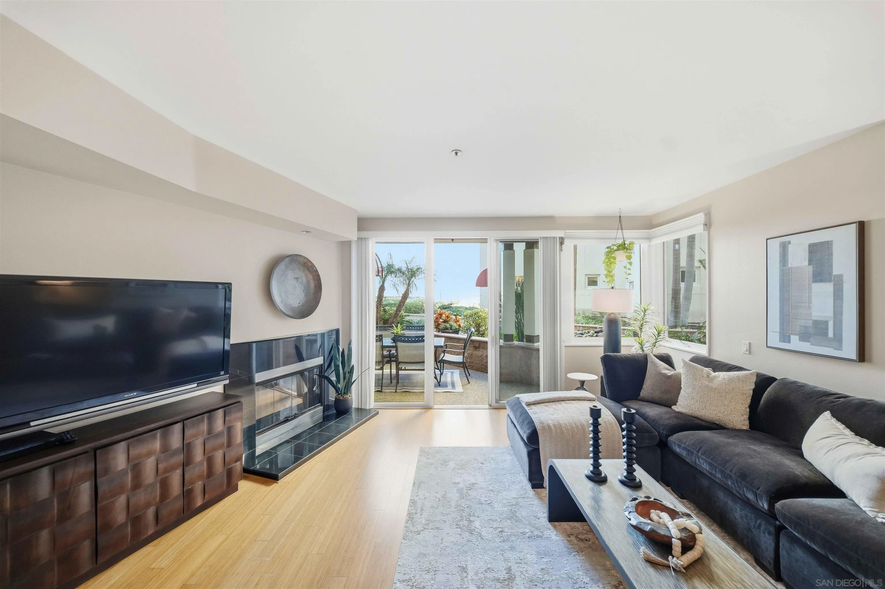 Photo #6: 2600033 Listing: Photo #6