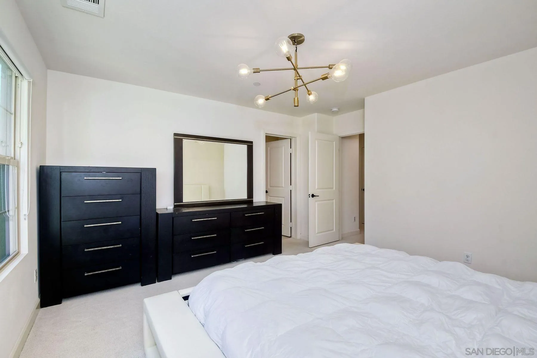 Photo #17: 260003301 Listing: Photo #17