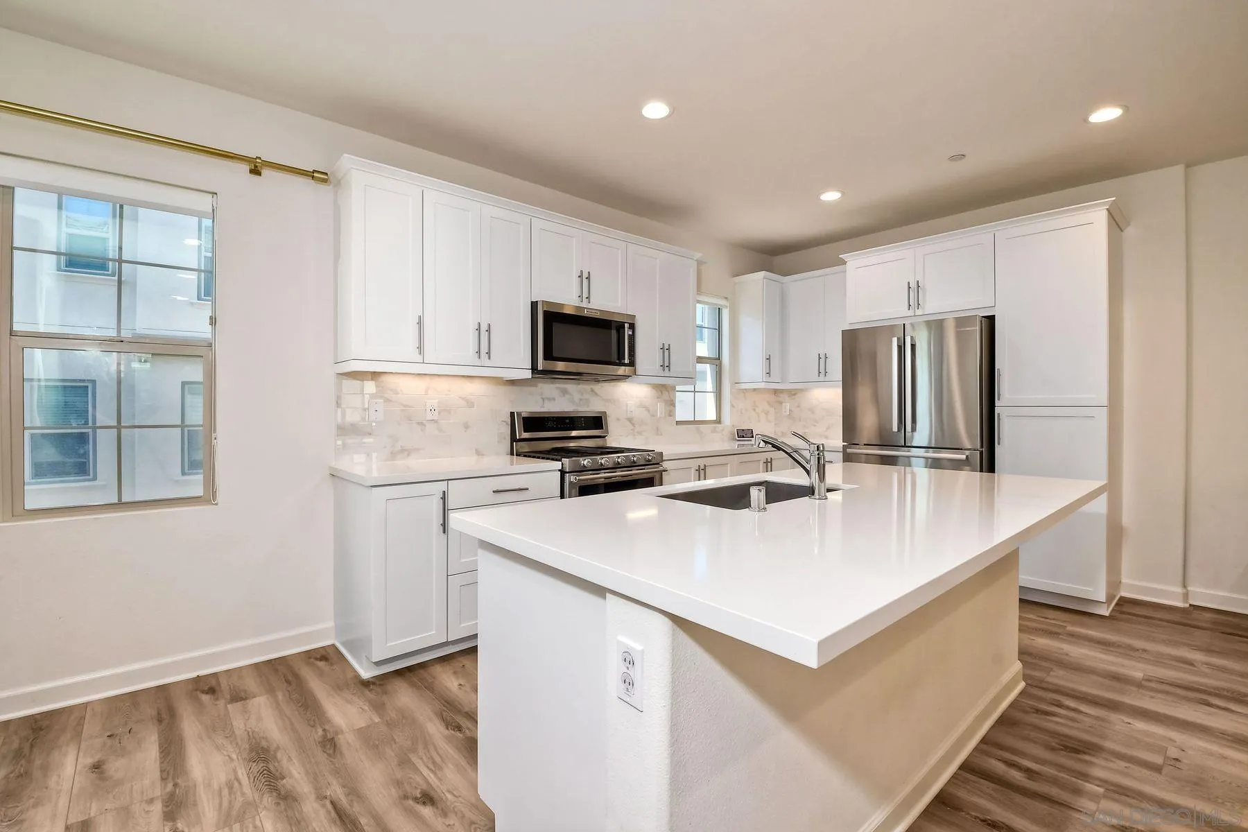 Photo #5: 260003301 Listing: Photo #5