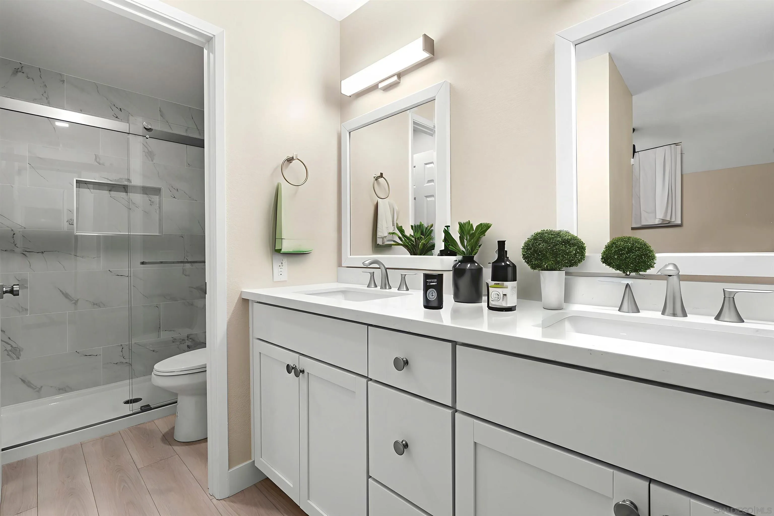 https://cdn.realtyfeed.com/cdn/127/260003317/0206a53bddf29813fe63e99432d58044.webp