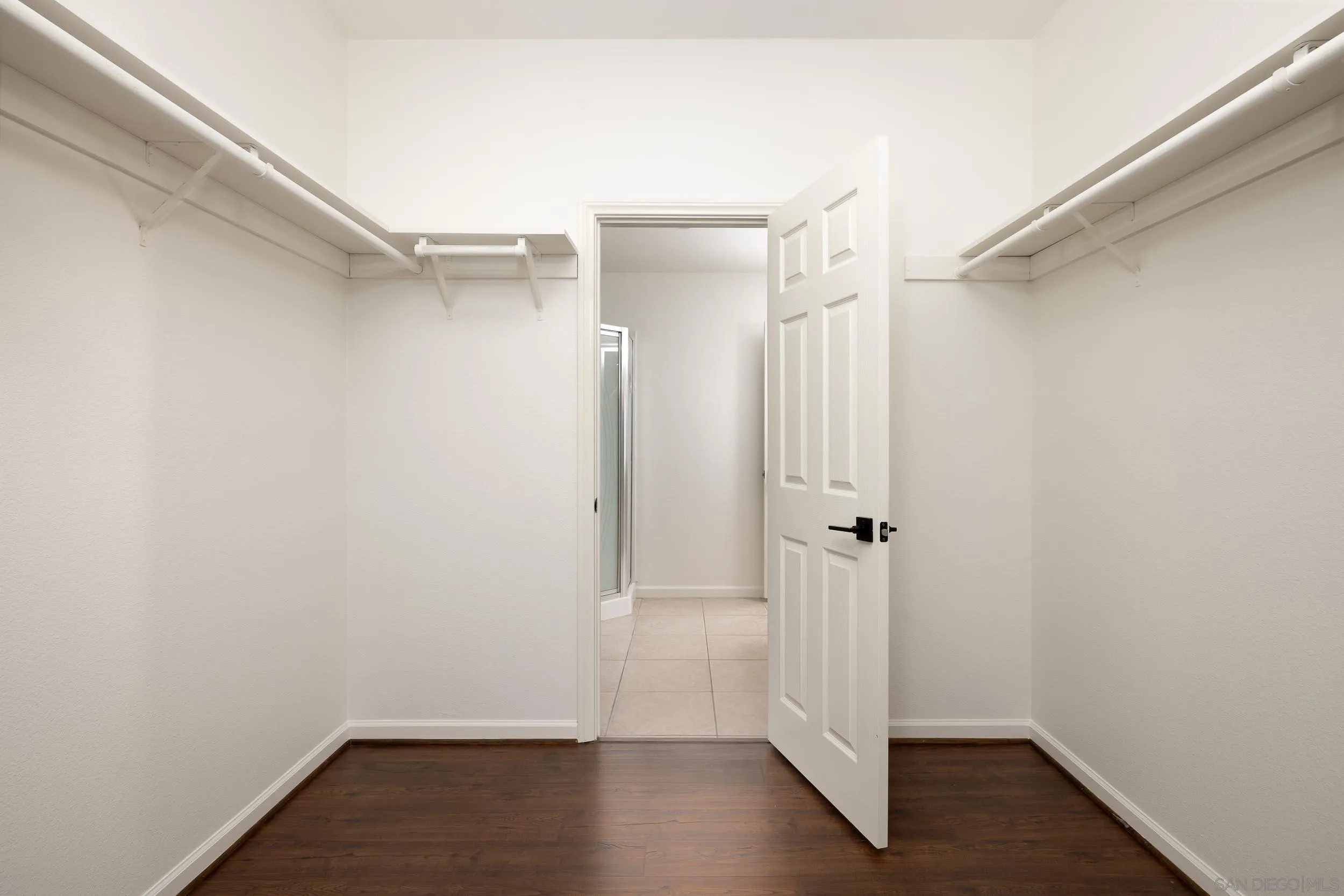 https://cdn.realtyfeed.com/cdn/127/260003320/977d0ca4374d162e20c3dd01668de504.webp