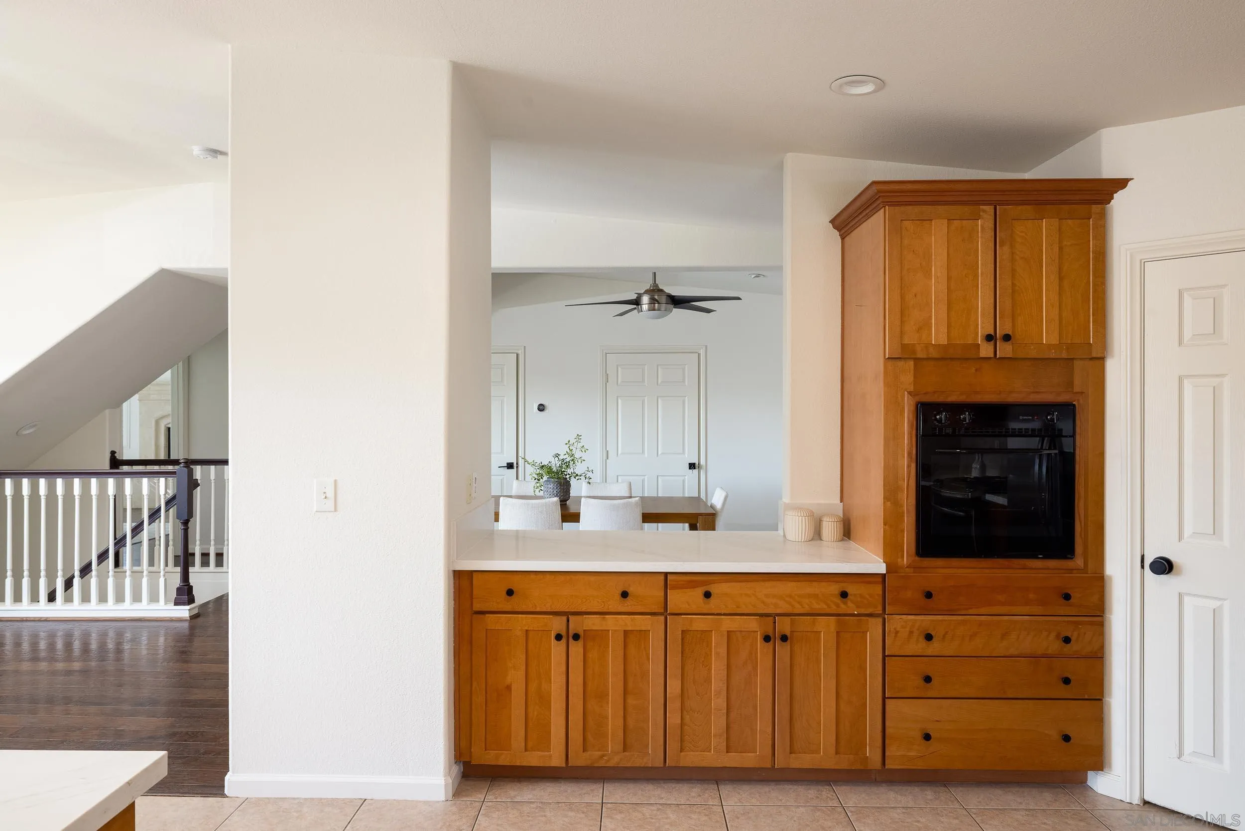 https://cdn.realtyfeed.com/cdn/127/260003320/c49c22df73af7c02523267688f284d41.webp