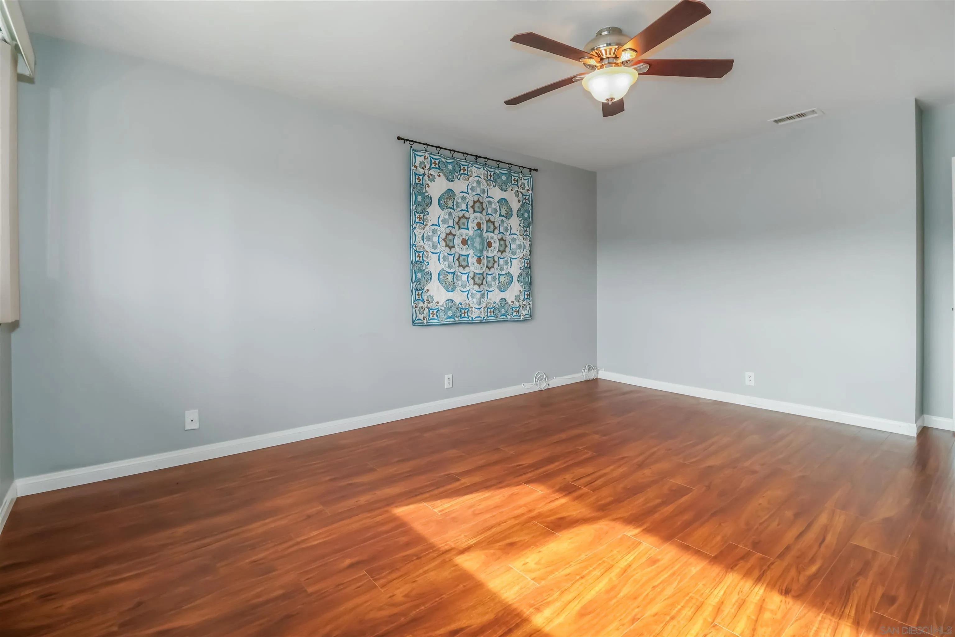 https://cdn.realtyfeed.com/cdn/127/260003326/00e9edf621c9b27a1c5935f195e5376d.webp