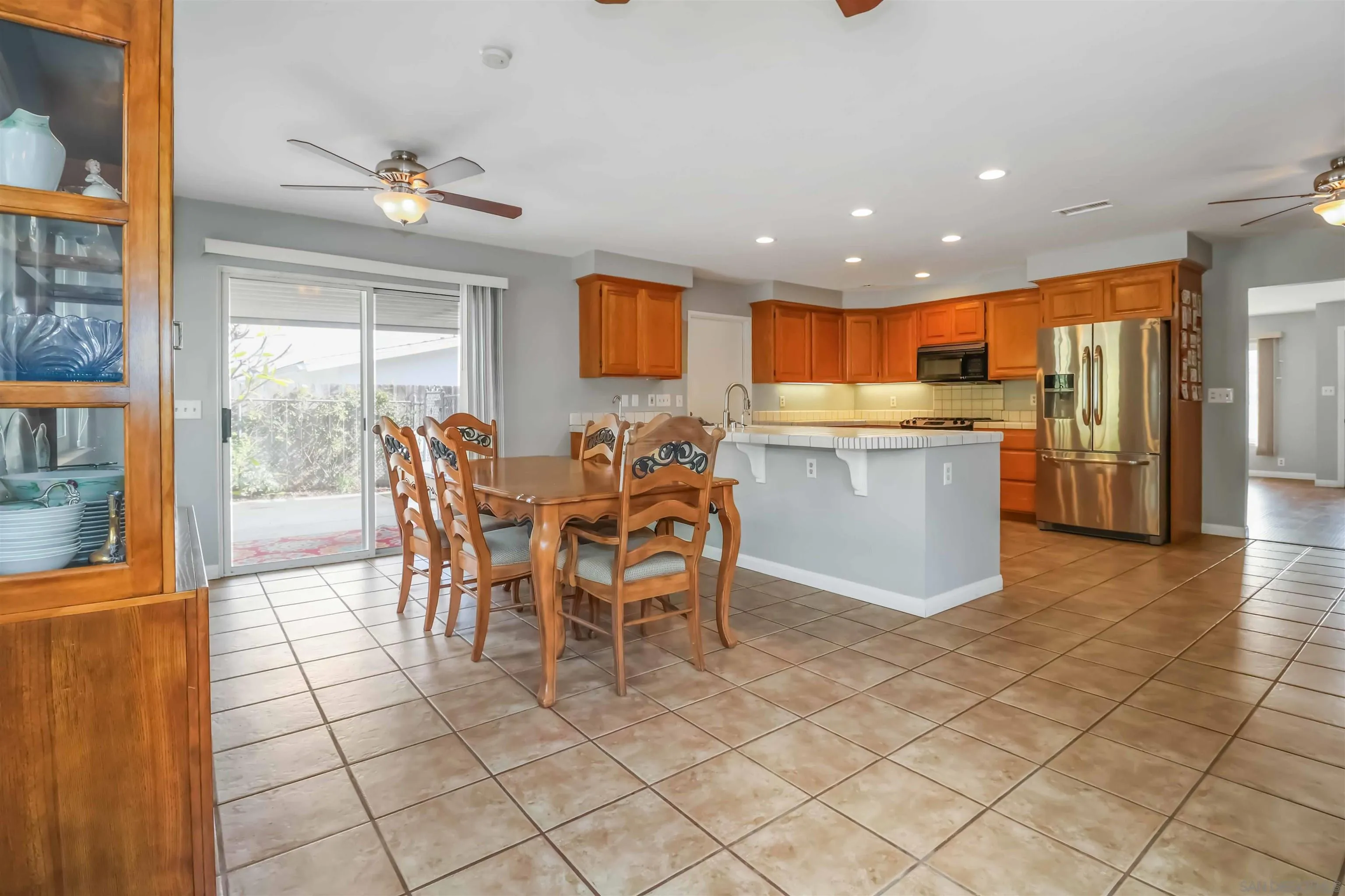 https://cdn.realtyfeed.com/cdn/127/260003326/14544e89c88a0fa838331aa8de9d66b0.webp