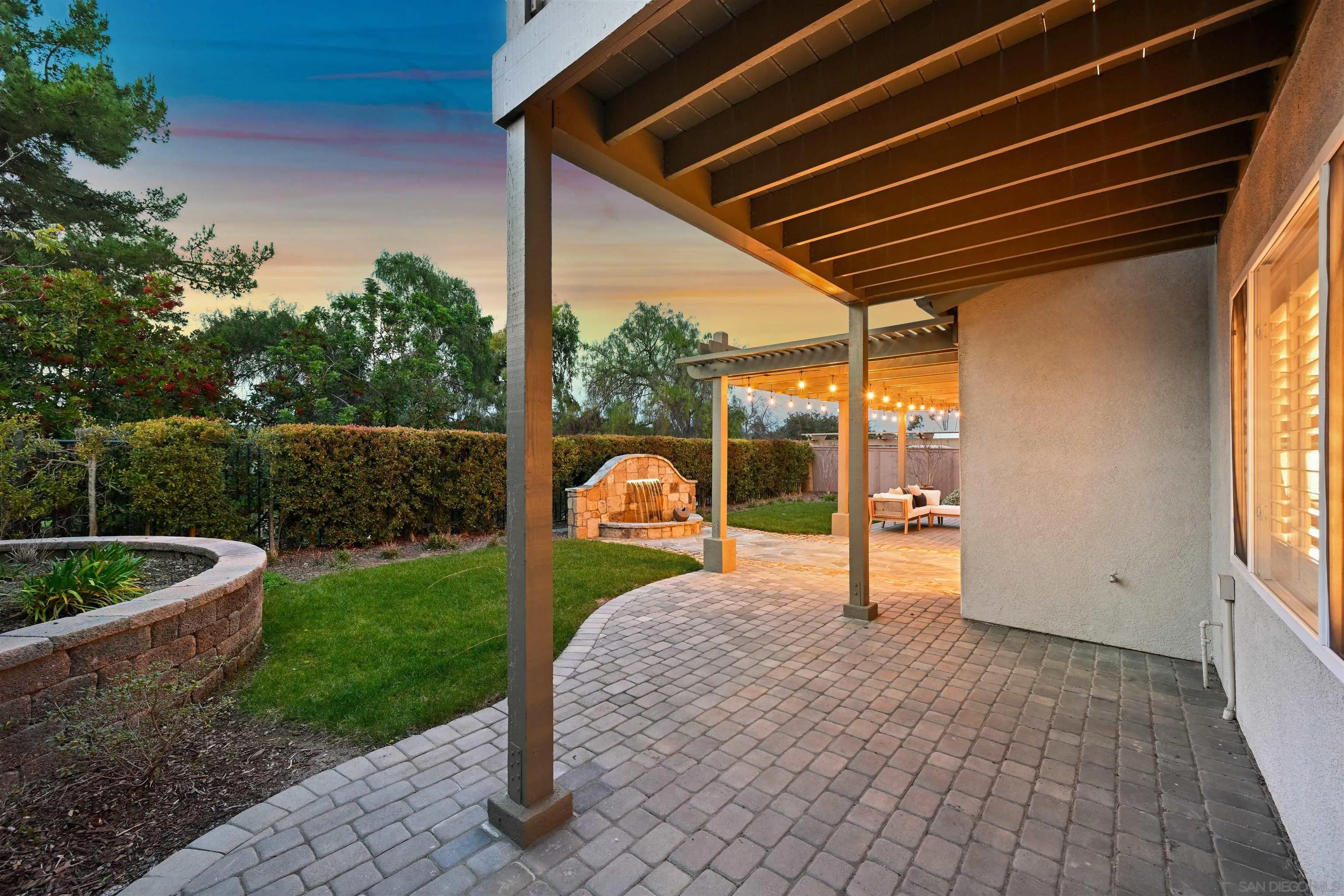 https://cdn.realtyfeed.com/cdn/127/260003332/de1b93866ae493227e8d397e425b9e71.webp