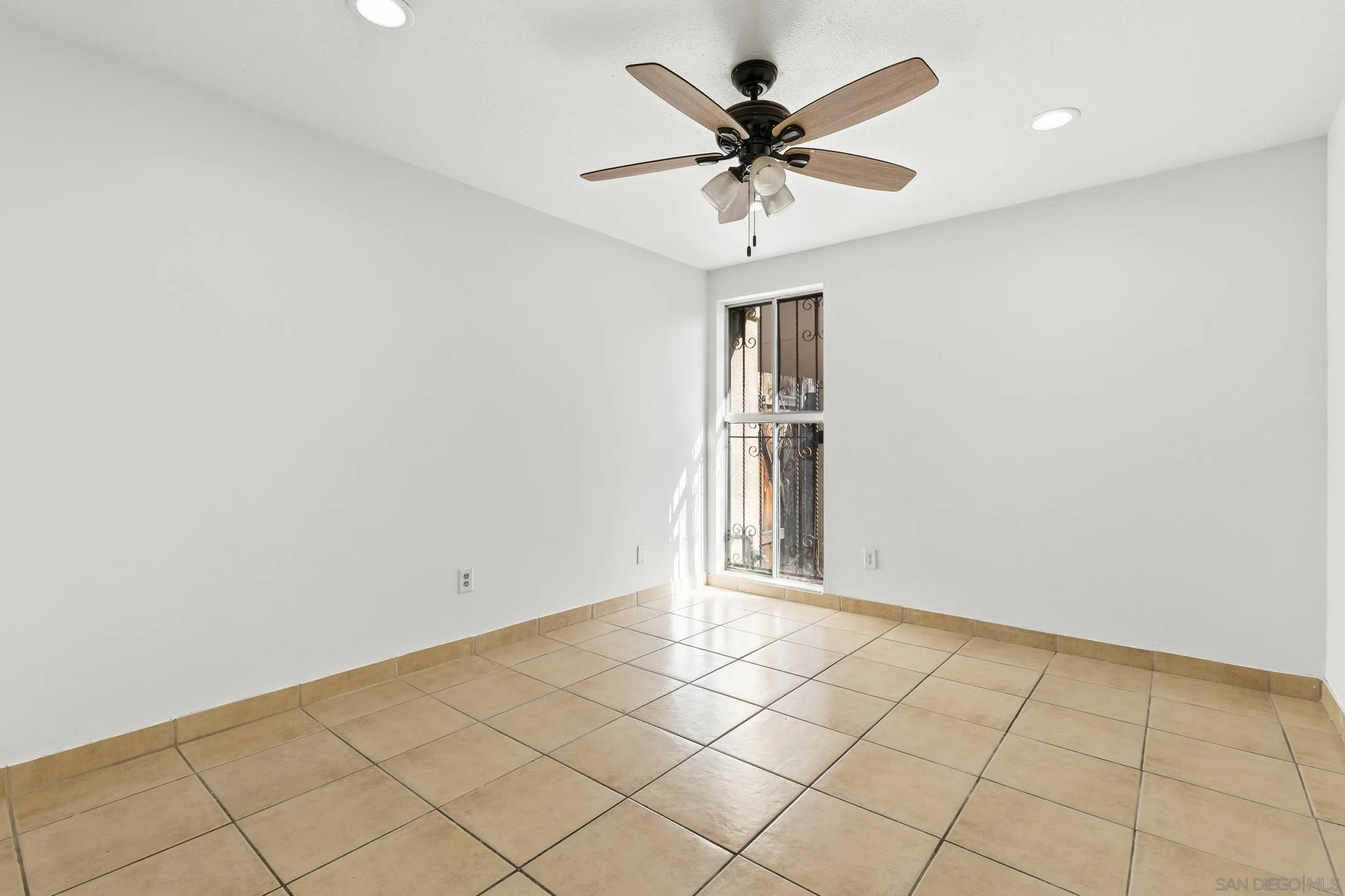 Photo #9: 260003333 Listing: Photo #9