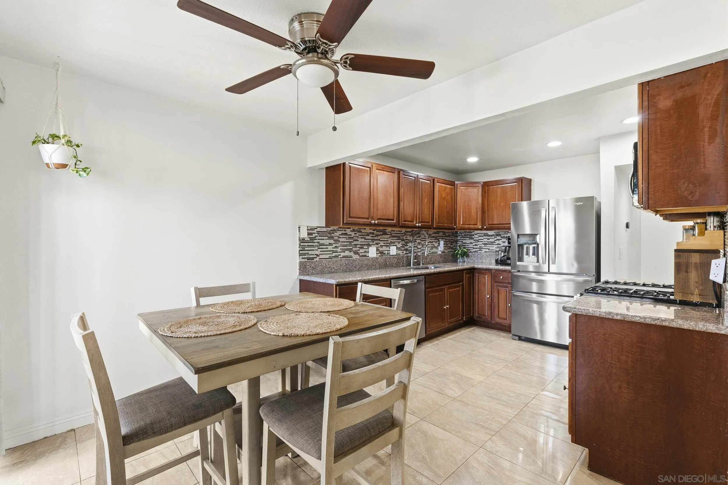 Photo #3: 260003333 Listing: Photo #3