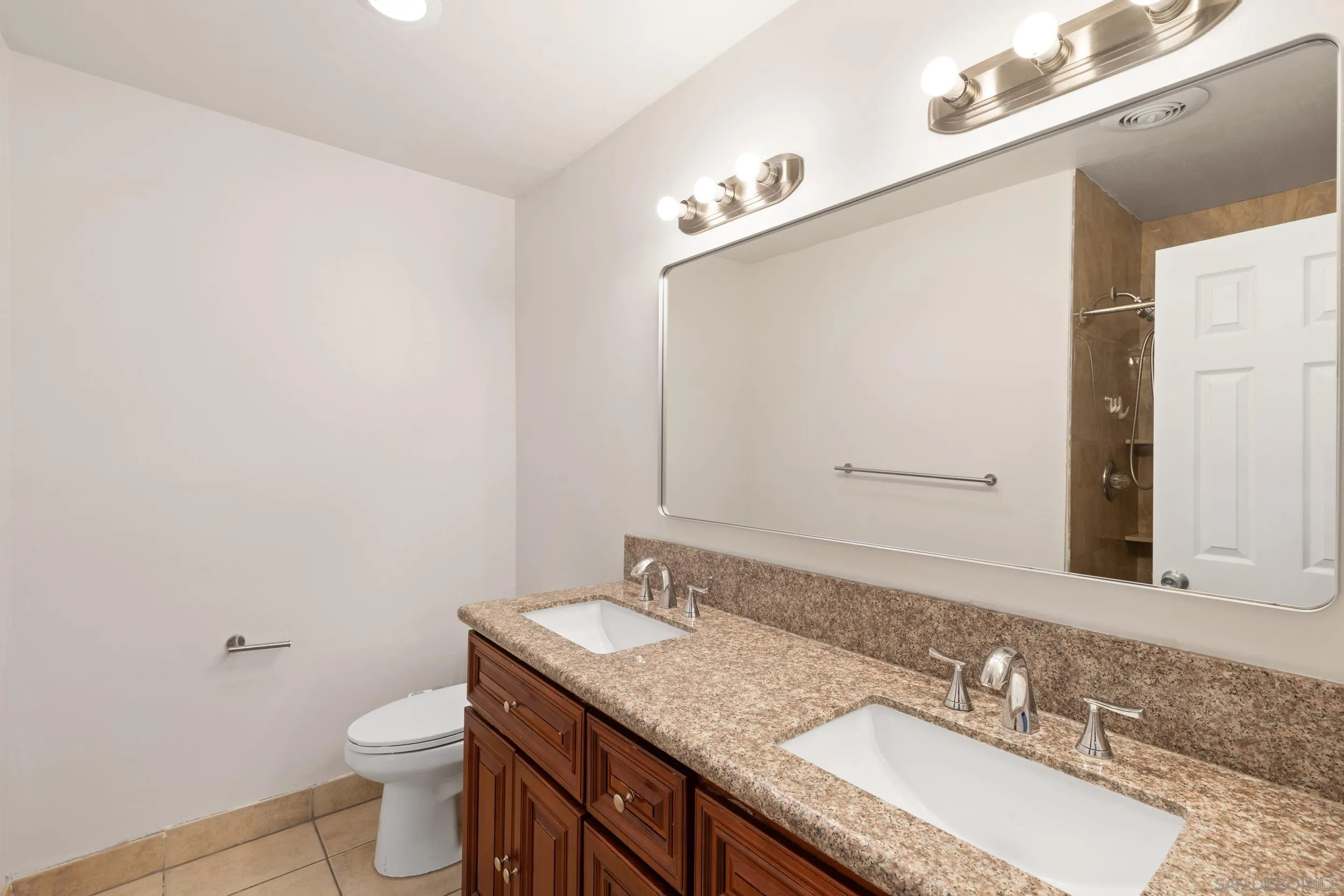 Photo #14: 260003333 Listing: Photo #14