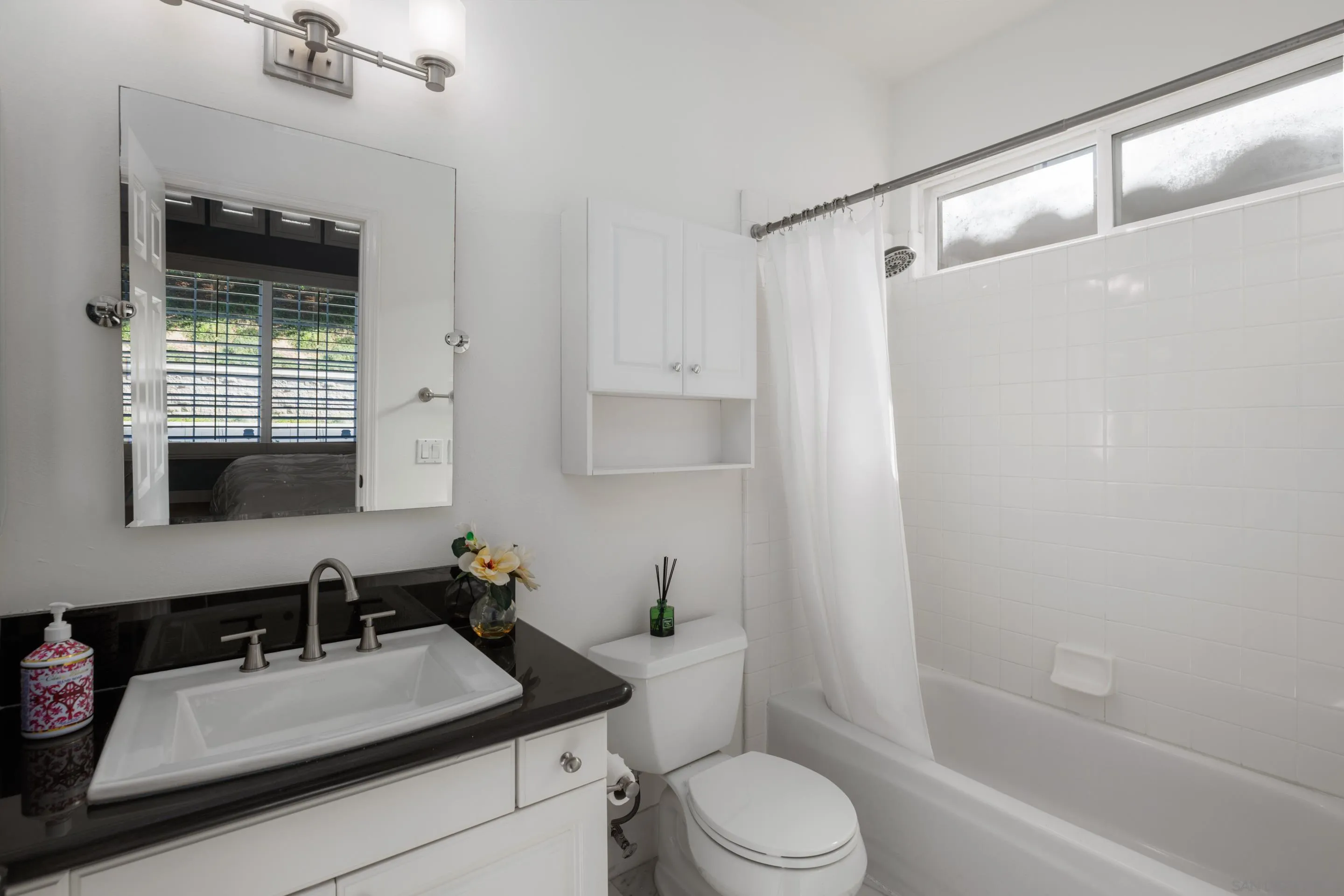 https://cdn.realtyfeed.com/cdn/127/260003347/78c4723dfcf74346d909f93b31d6dbb4.webp