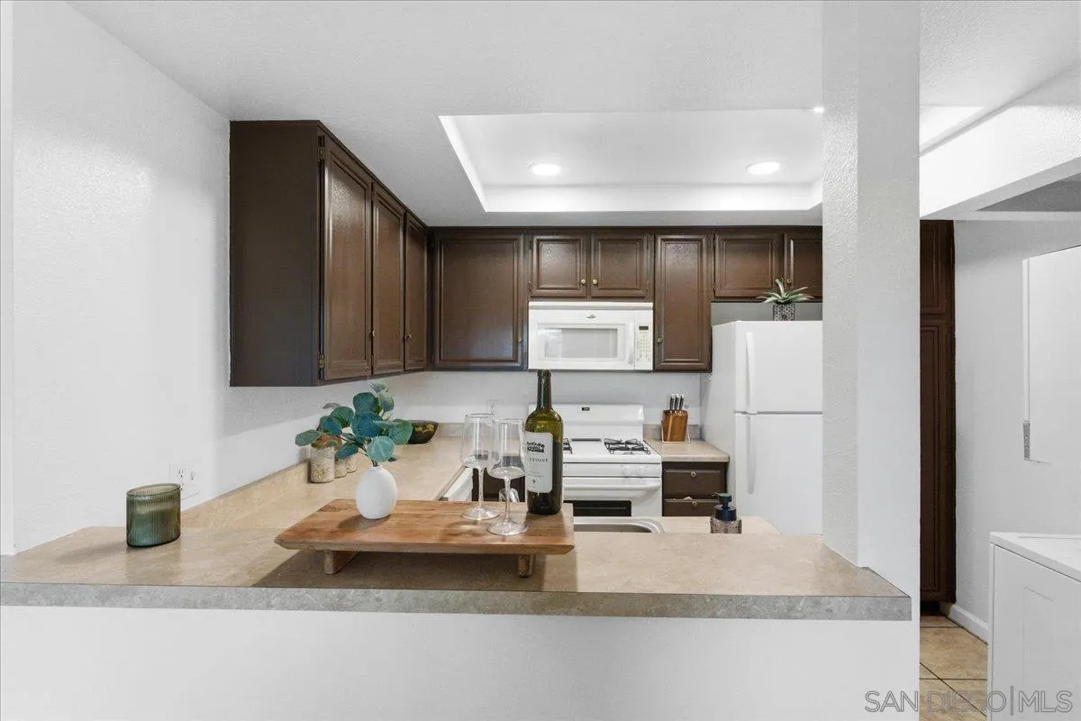 https://cdn.realtyfeed.com/cdn/127/260003348/3ed996e9d068375a179ddf77423e62e0.webp