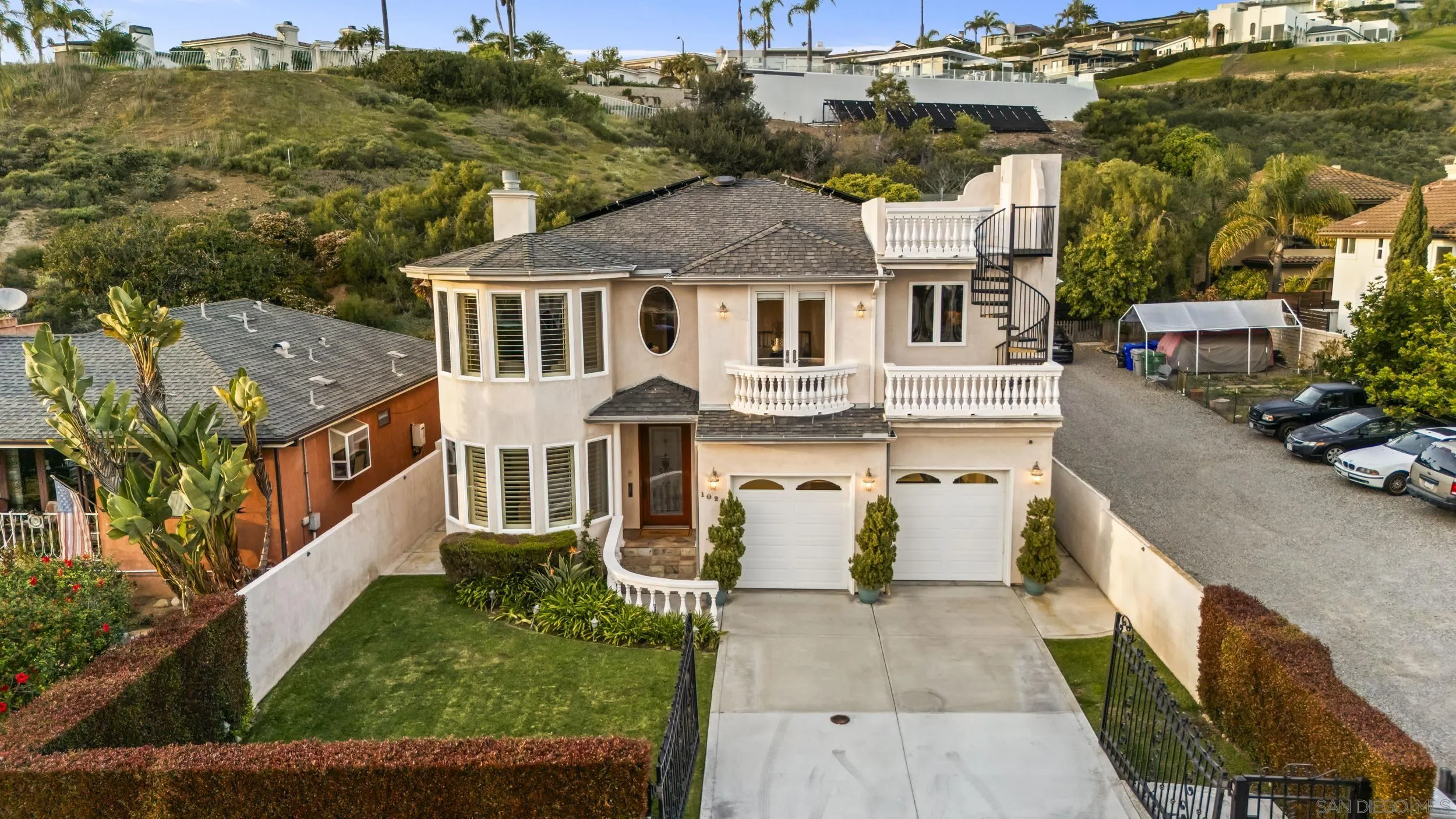 https://cdn.realtyfeed.com/cdn/127/260003349/949768de86b661318348369791d7bf54.webp