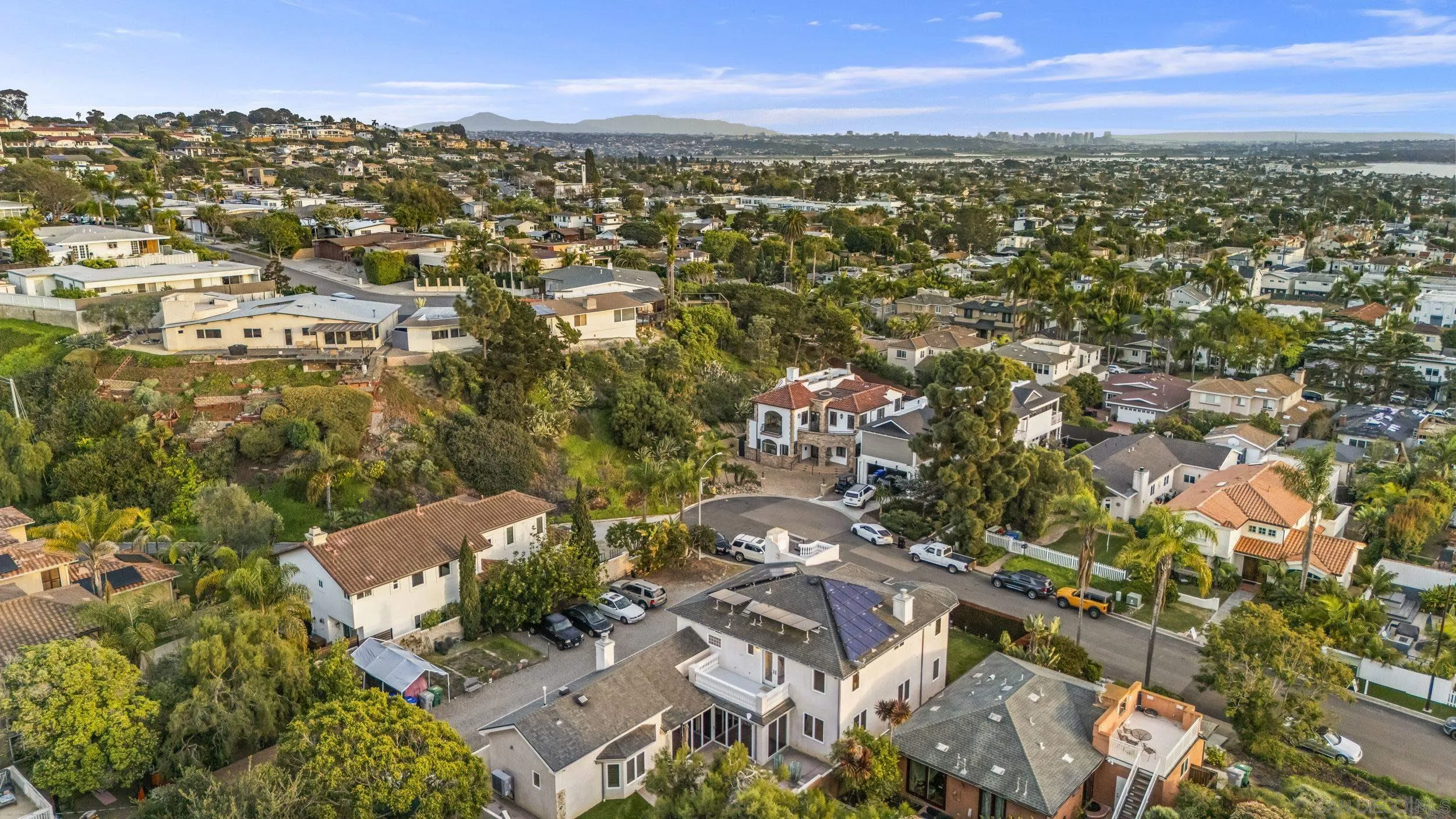 https://cdn.realtyfeed.com/cdn/127/260003349/b59a5c1511dfb7e5a51c69c8259816a5.webp