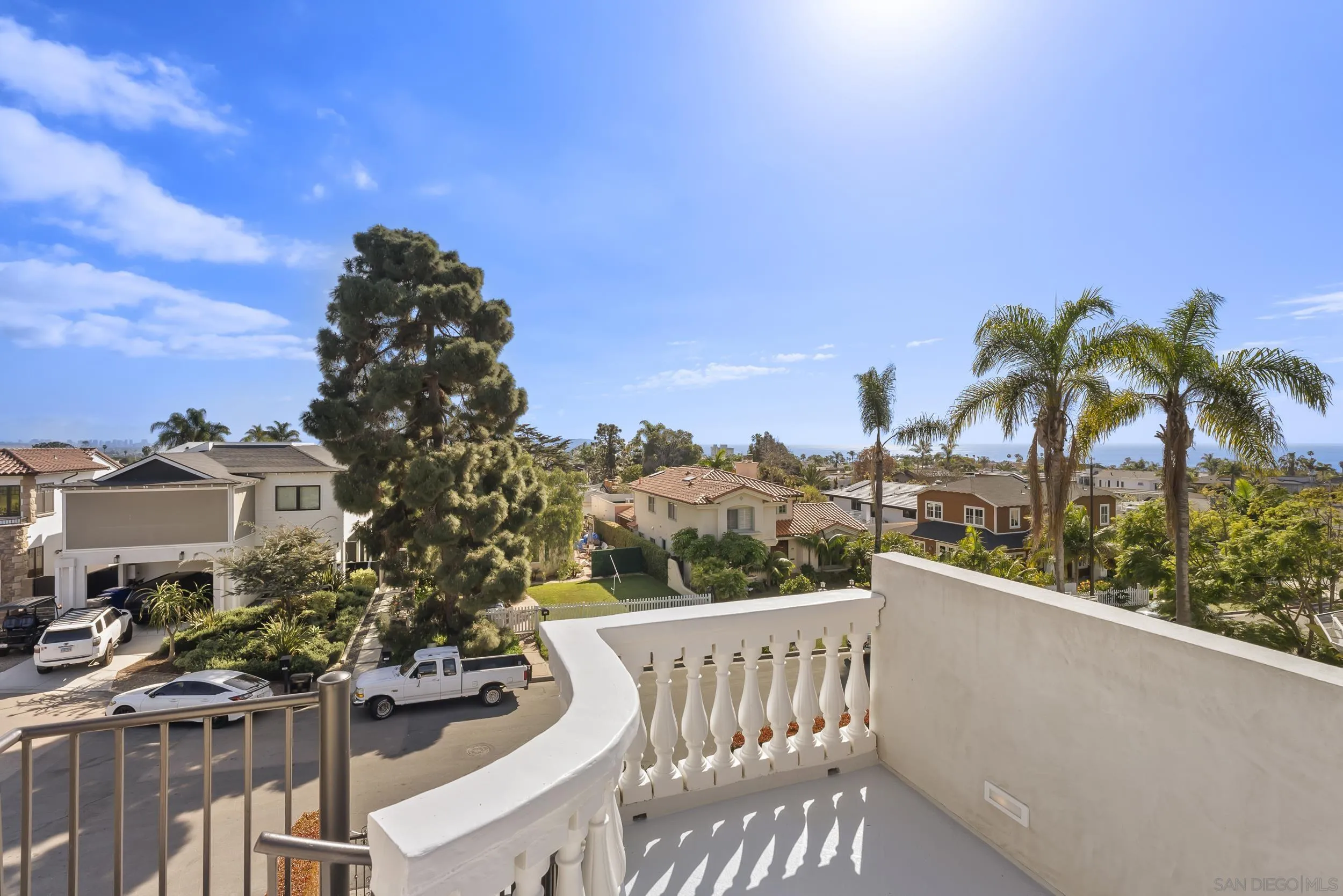 https://cdn.realtyfeed.com/cdn/127/260003349/c6bba0fb9a81101727d971ad9296fb71.webp