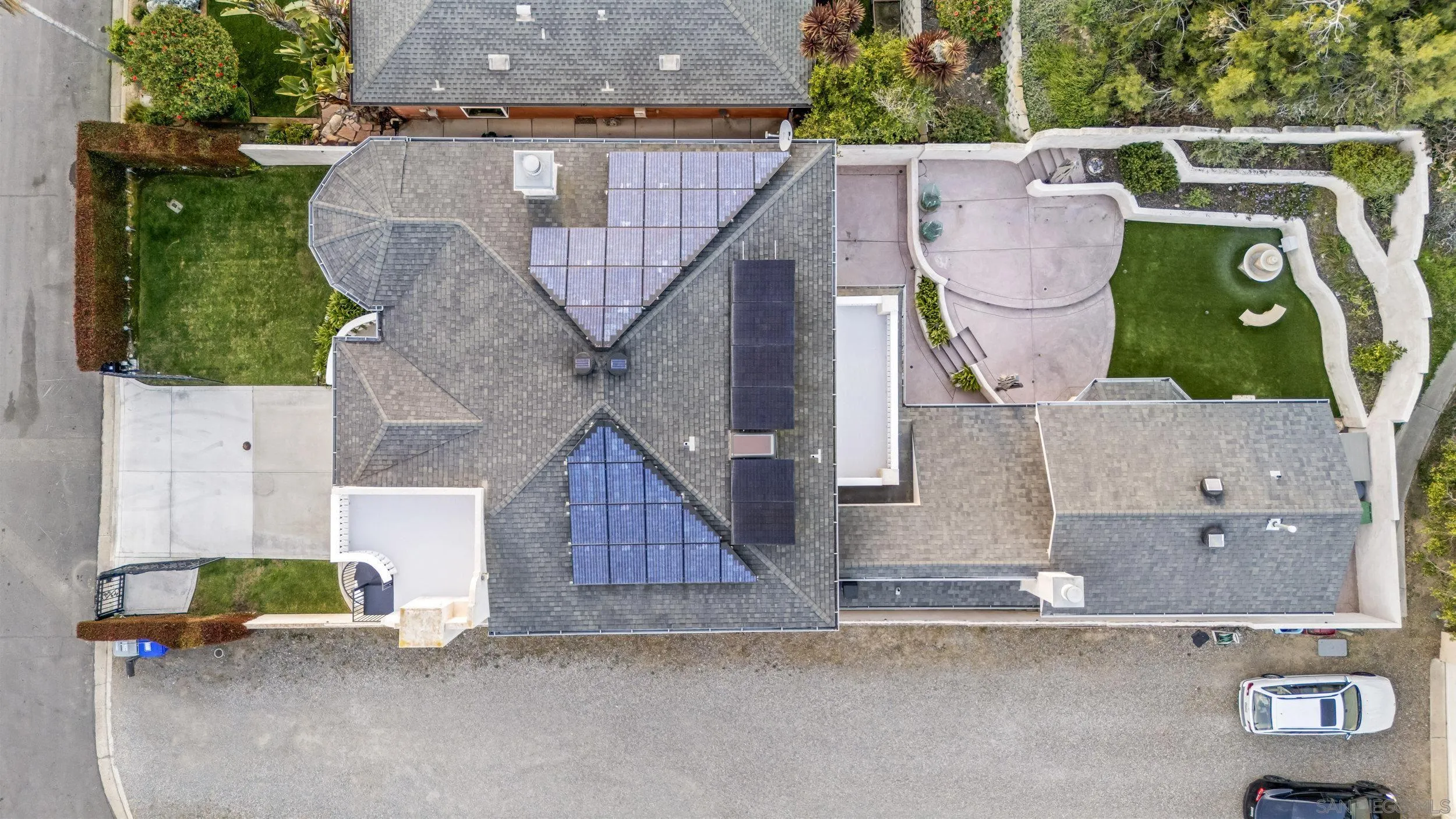 https://cdn.realtyfeed.com/cdn/127/260003349/ea958de933abdd8eba77226ec12d410c.webp