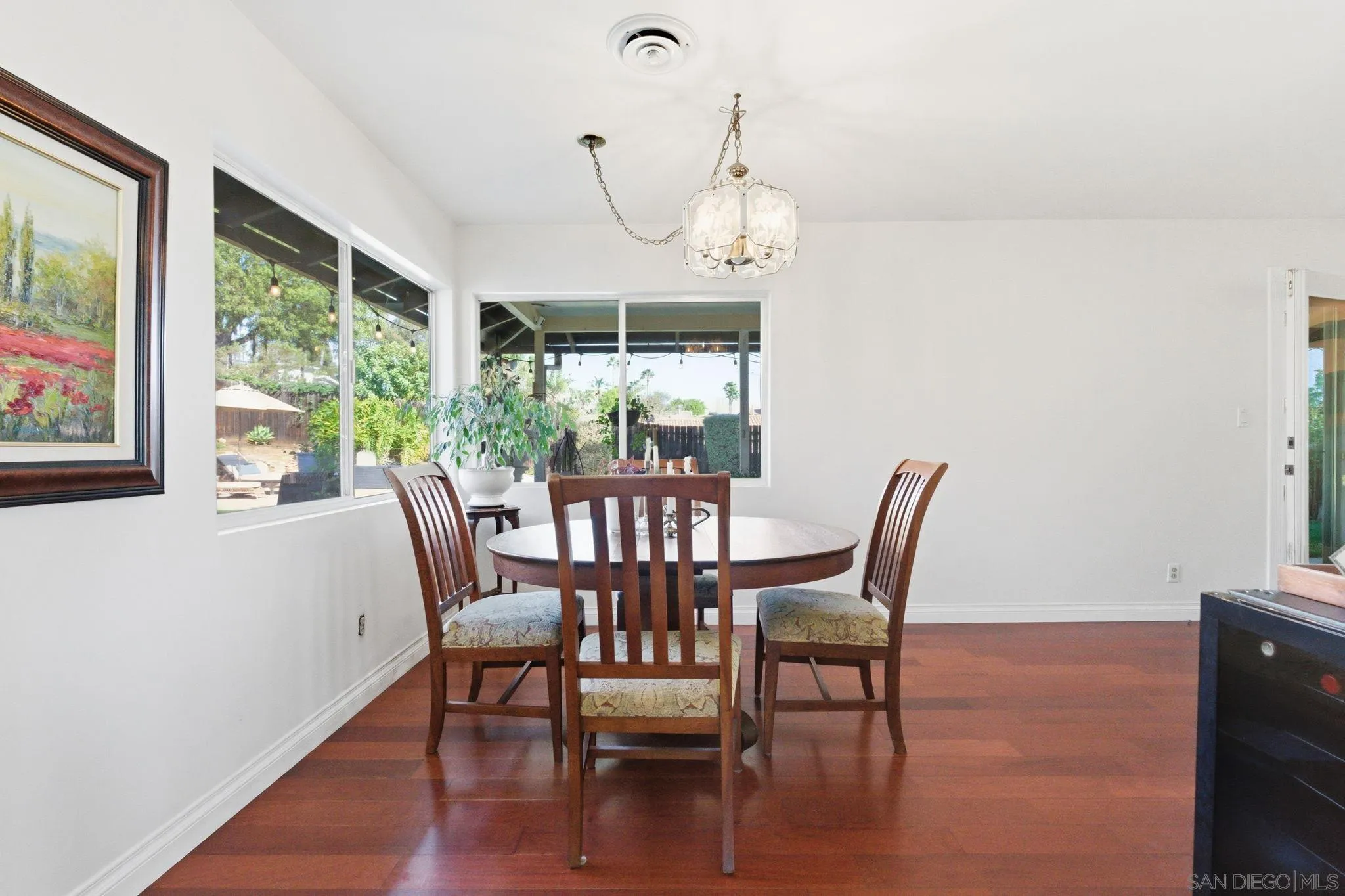 https://cdn.realtyfeed.com/cdn/127/260003350/b4f8db3e61f81d905a51c52ea3181fe6.webp