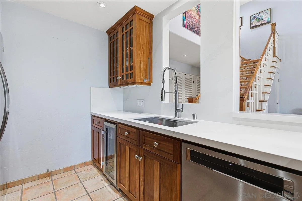 Photo #11: 260003356 Listing: Photo #11