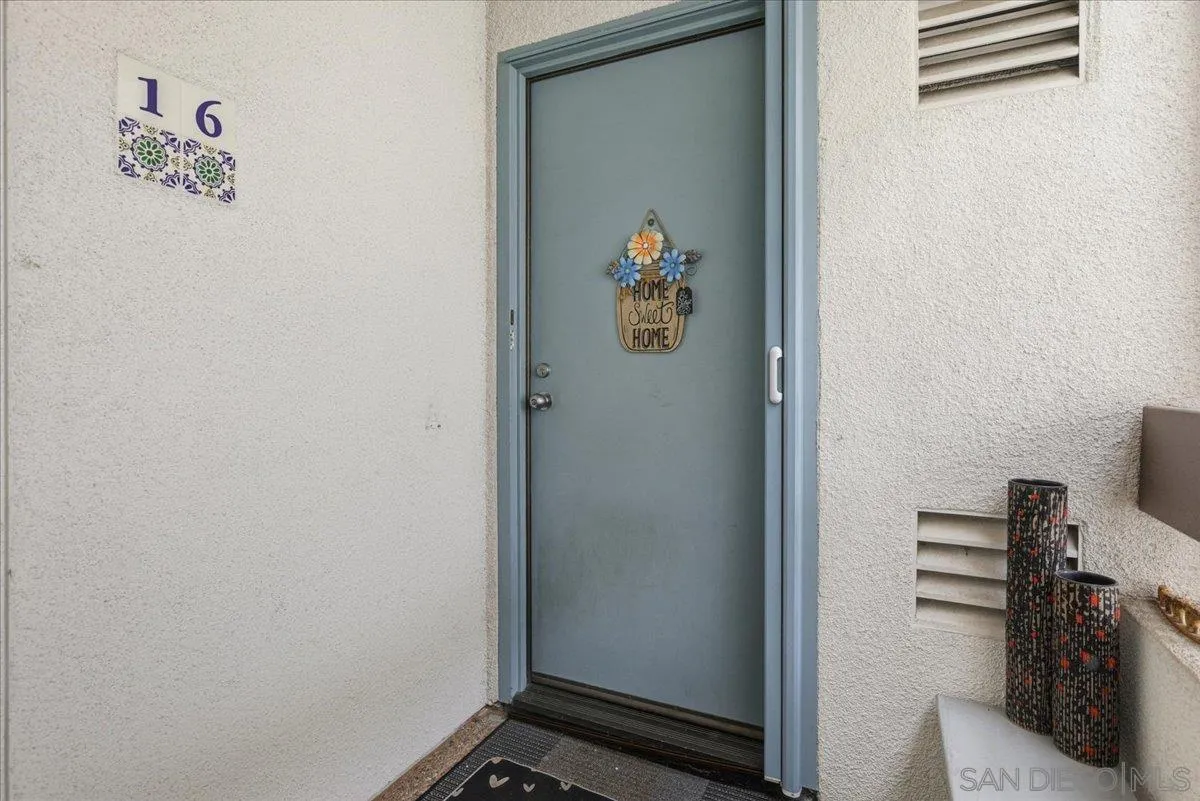 Photo #6: 260003356 Listing: Photo #6