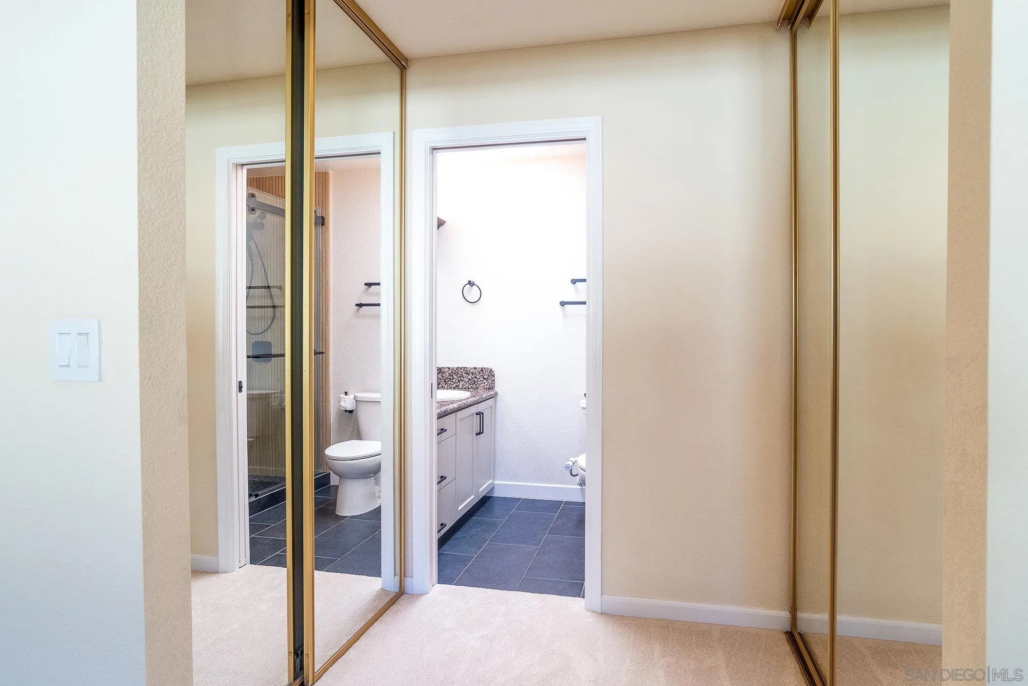 https://cdn.realtyfeed.com/cdn/127/260003358/3477a4220b2261fd12f037f48b722aef.webp