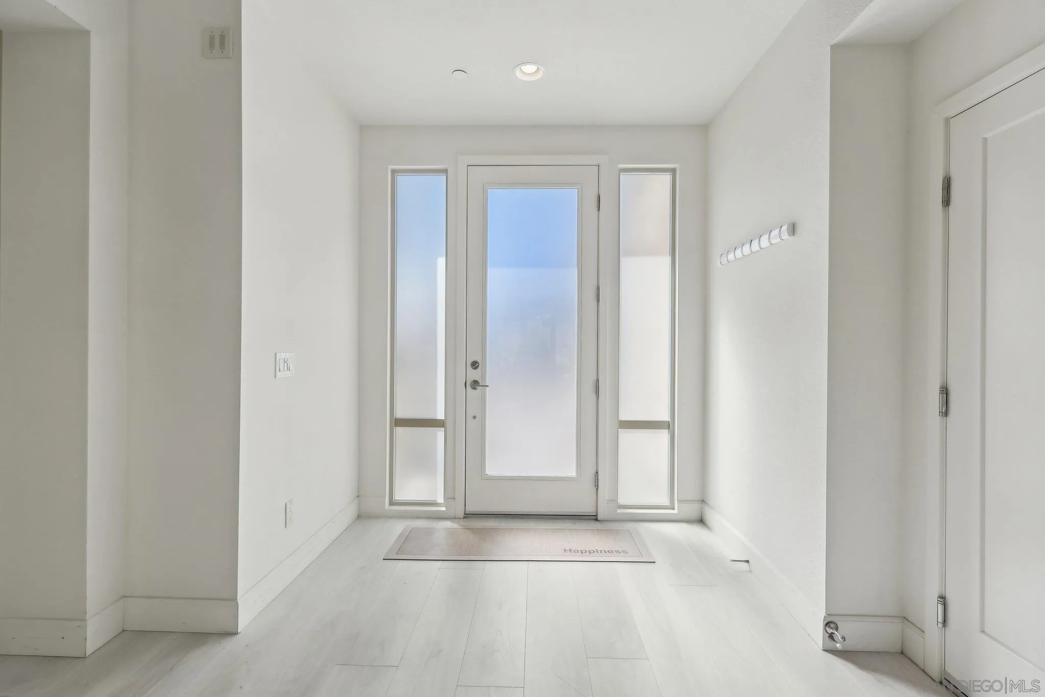https://cdn.realtyfeed.com/cdn/127/260003359/79b16cf6a7b7c1b8b83db33135aee41f.webp