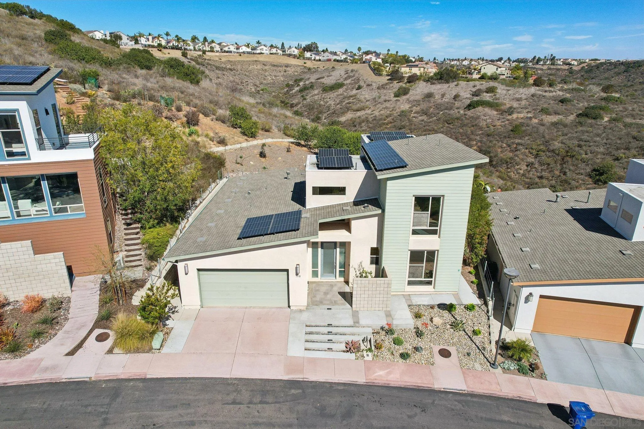 https://cdn.realtyfeed.com/cdn/127/260003359/e2cb3005566e81661e40145e38b1e000.webp