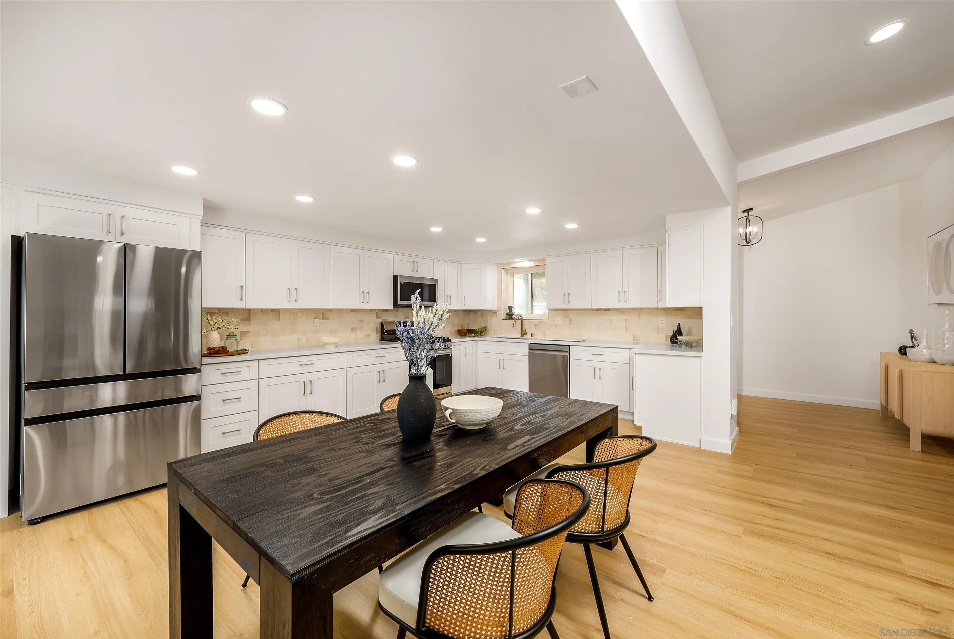 https://cdn.realtyfeed.com/cdn/127/260003362/029a1444a54a6475a8a38bdc2f6c1dfa.webp