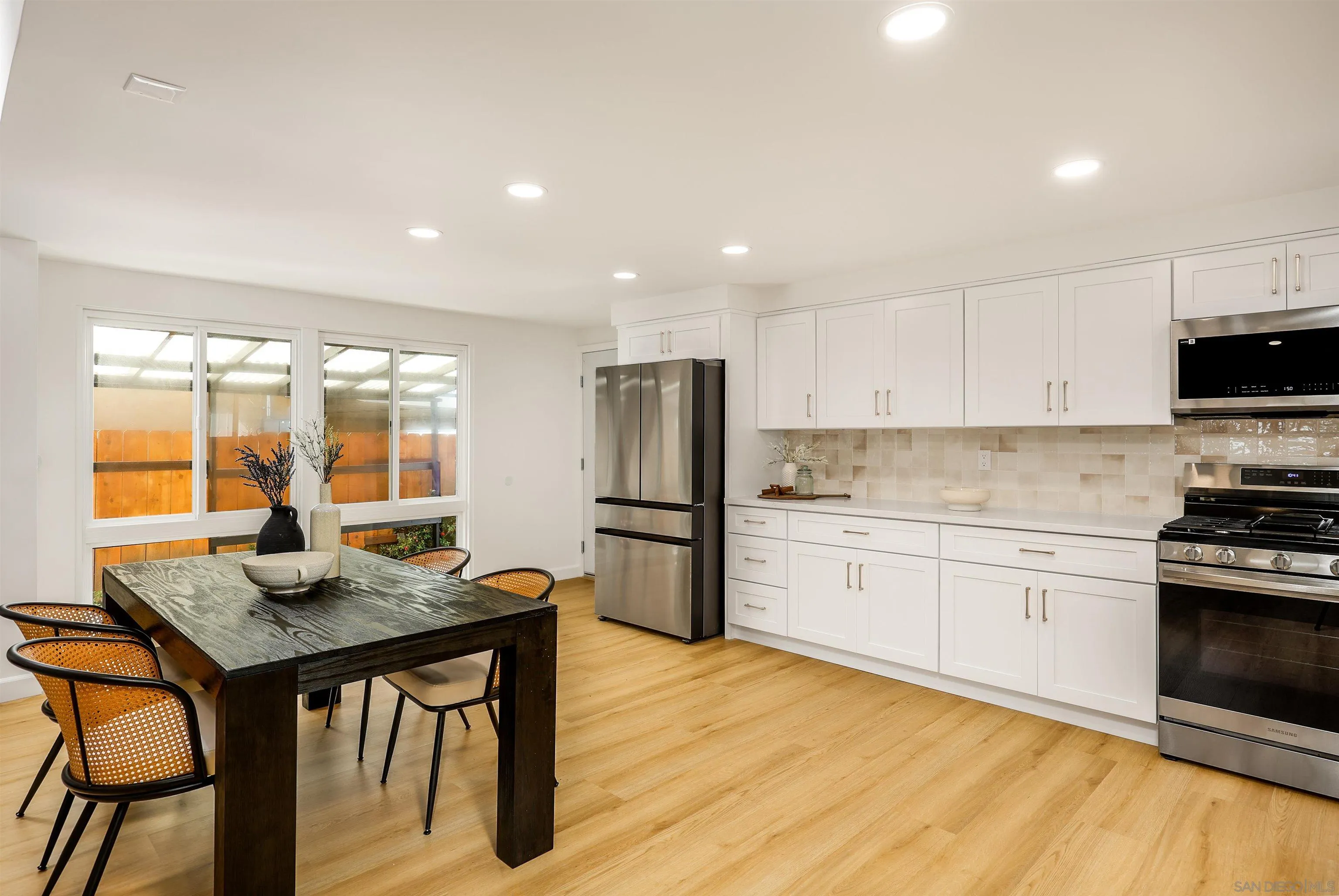 https://cdn.realtyfeed.com/cdn/127/260003362/927495fb230c0b9bd17cf47d0d81d53b.webp