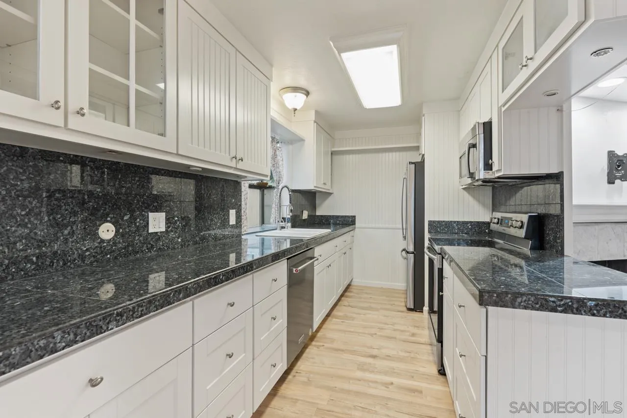 Photo #38: 260003363 Listing: Photo #38