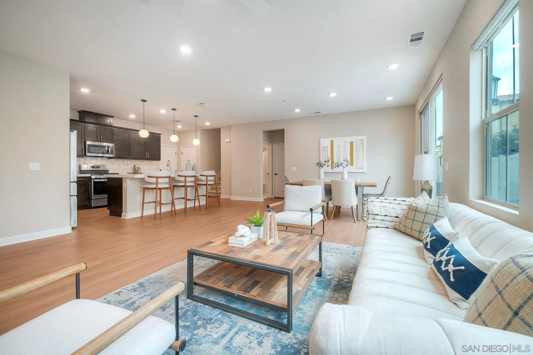 Photo #7: 260003374 Listing: Photo #7