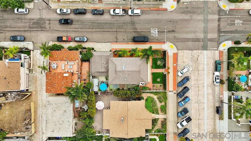 https://cdn.realtyfeed.com/cdn/127/260003375/9151626892f30b10d85b42ebf525f530.webp