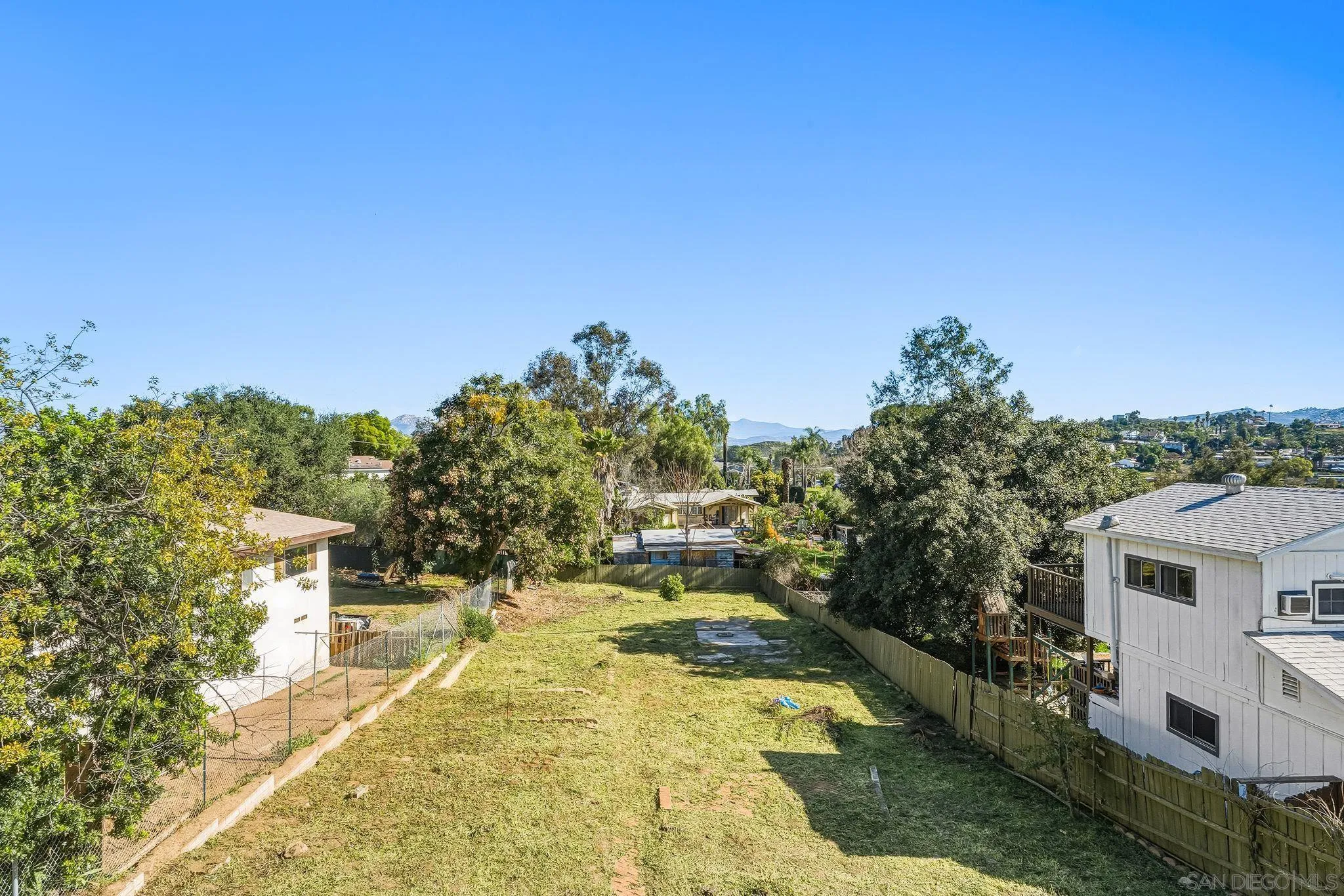 https://cdn.realtyfeed.com/cdn/127/260003376/1a3a9095ca6c3b05f026beaa686ee349.webp