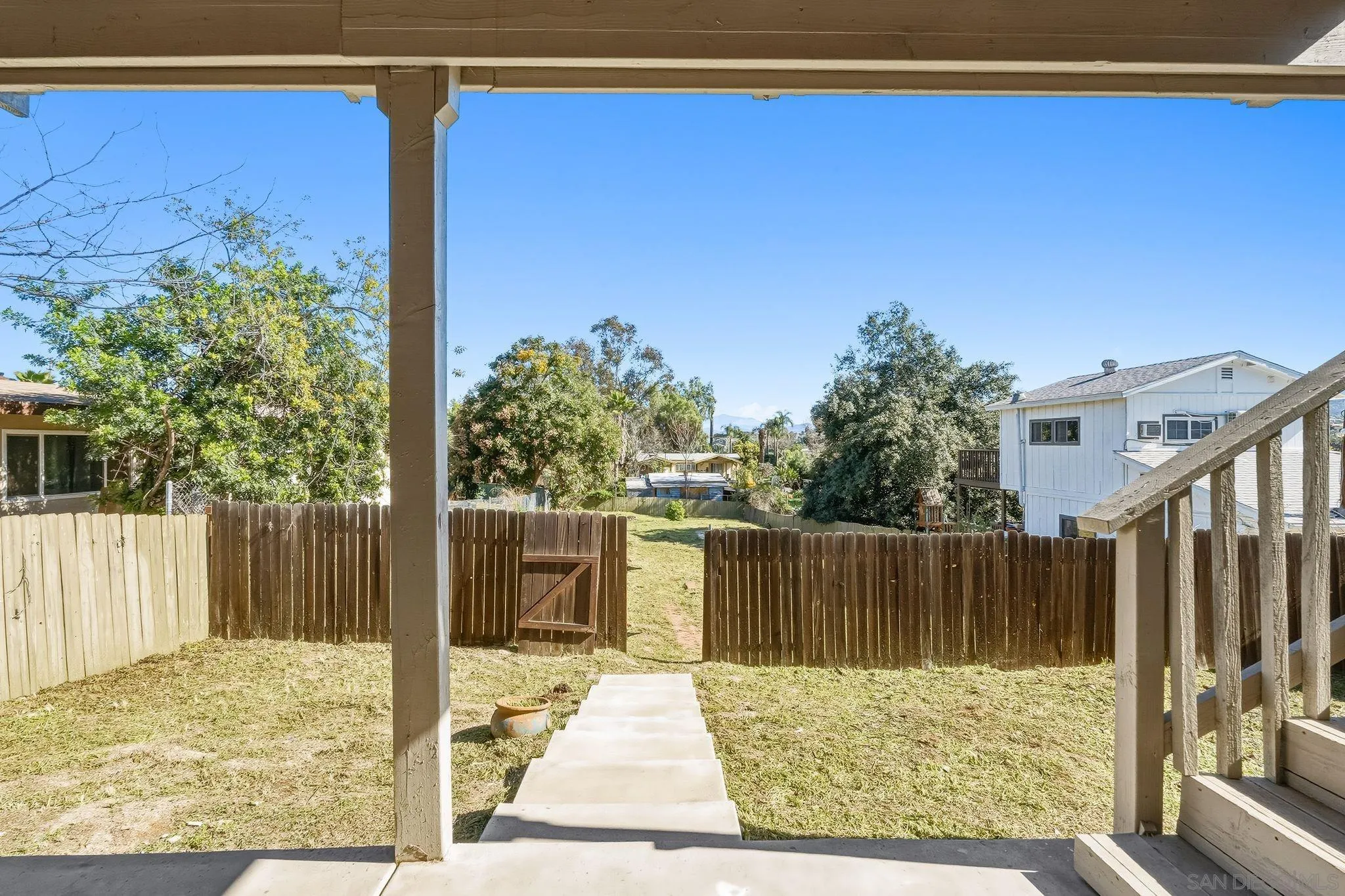 https://cdn.realtyfeed.com/cdn/127/260003376/fedfd5018b7b5f30969c2f95fa375b39.webp