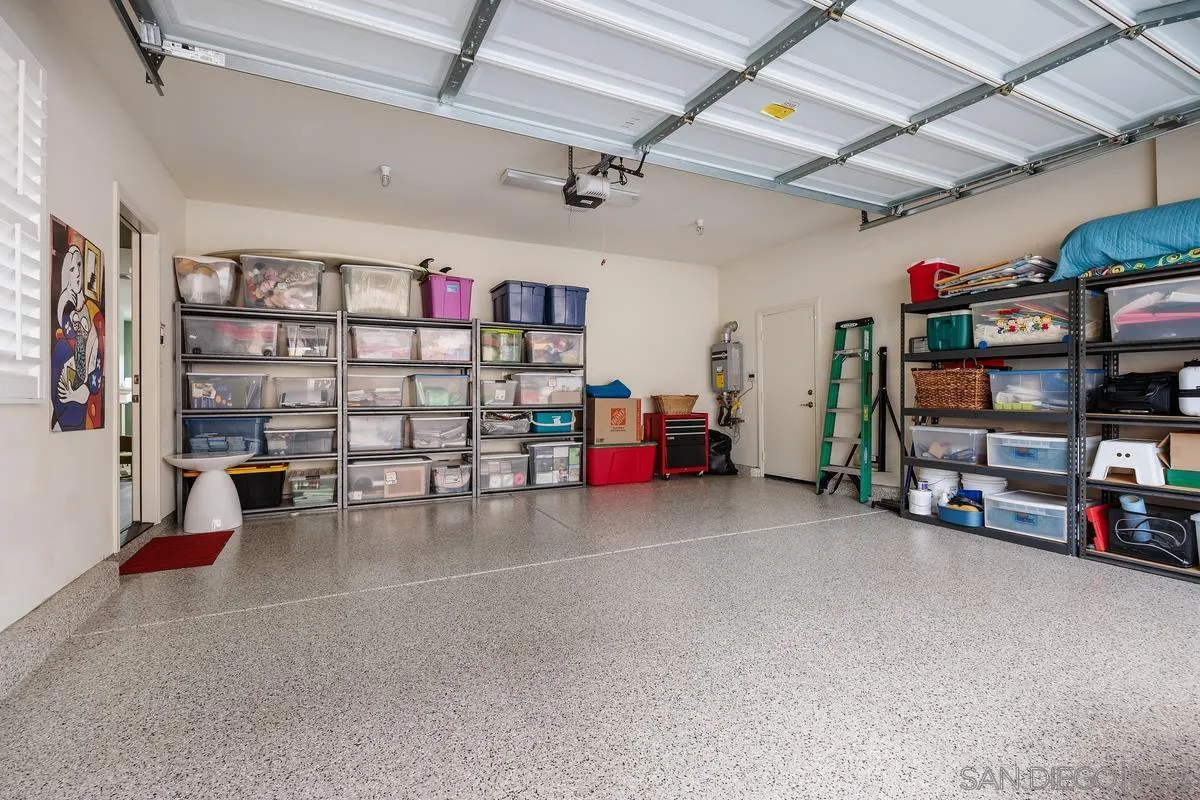 https://cdn.realtyfeed.com/cdn/127/260003377/03b712cfcf4dbc5981876476228dcf73.webp