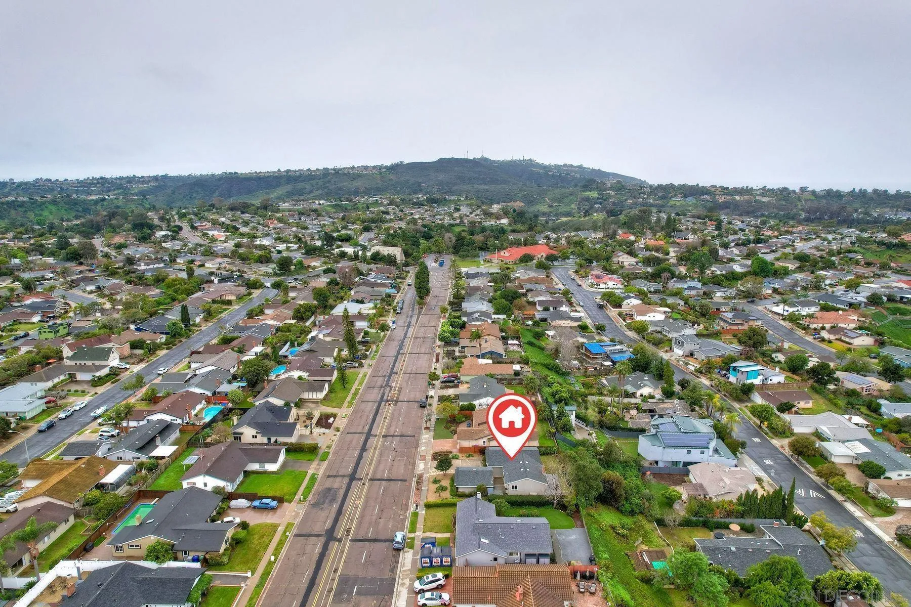 https://cdn.realtyfeed.com/cdn/127/260003381/1359f226085bce6e757c6f6b71a61d15.webp