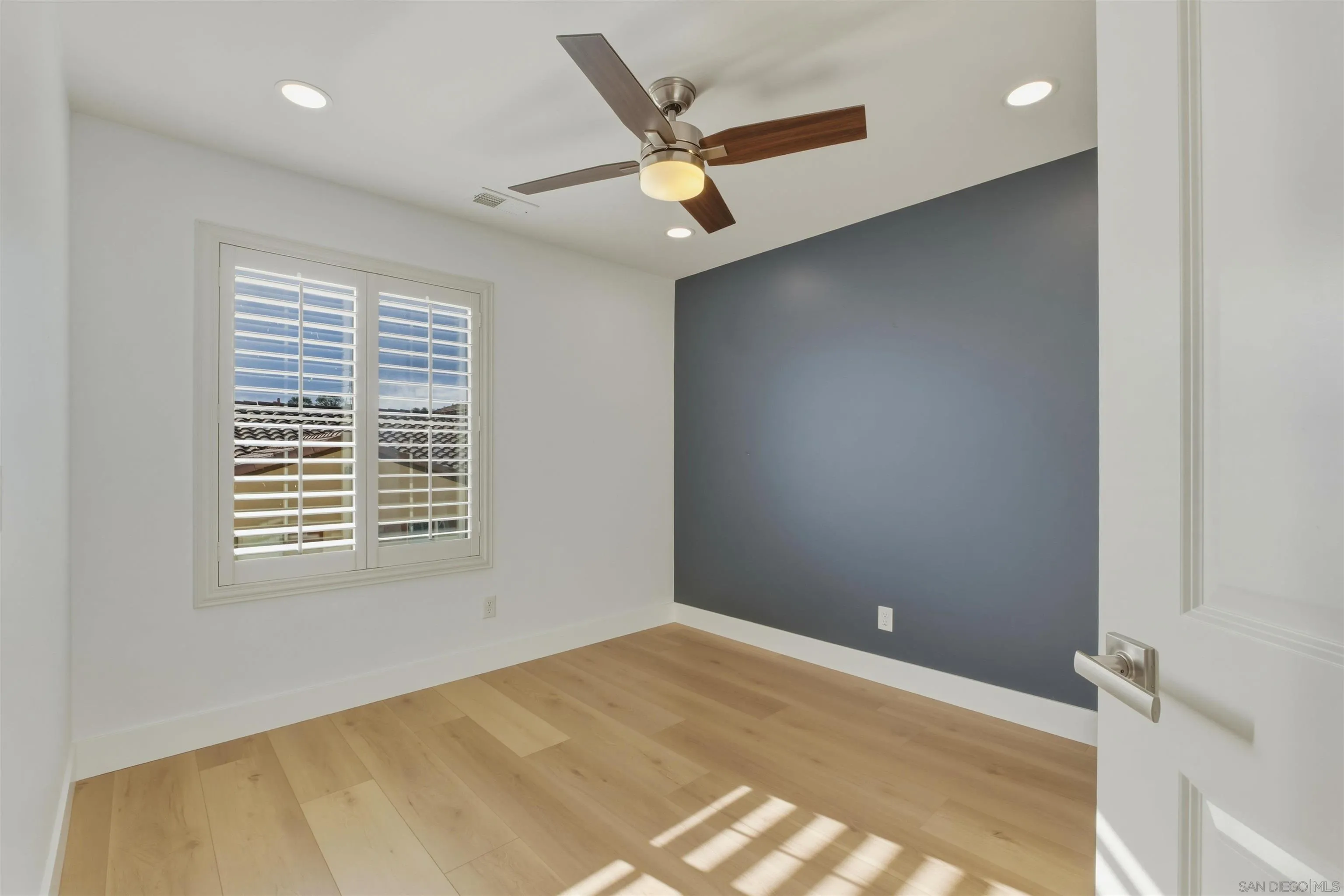 https://cdn.realtyfeed.com/cdn/127/260003385/24f4cda4502729942778375801862c1d.webp