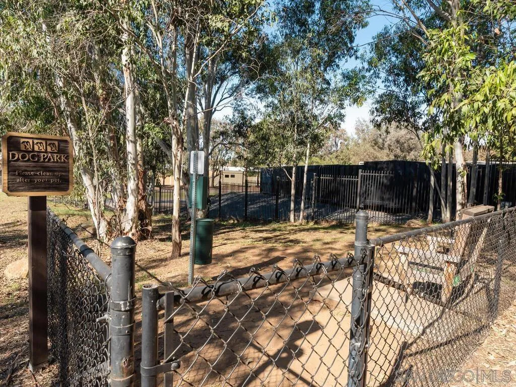 Photo #27: 260003387 Listing: Photo #27