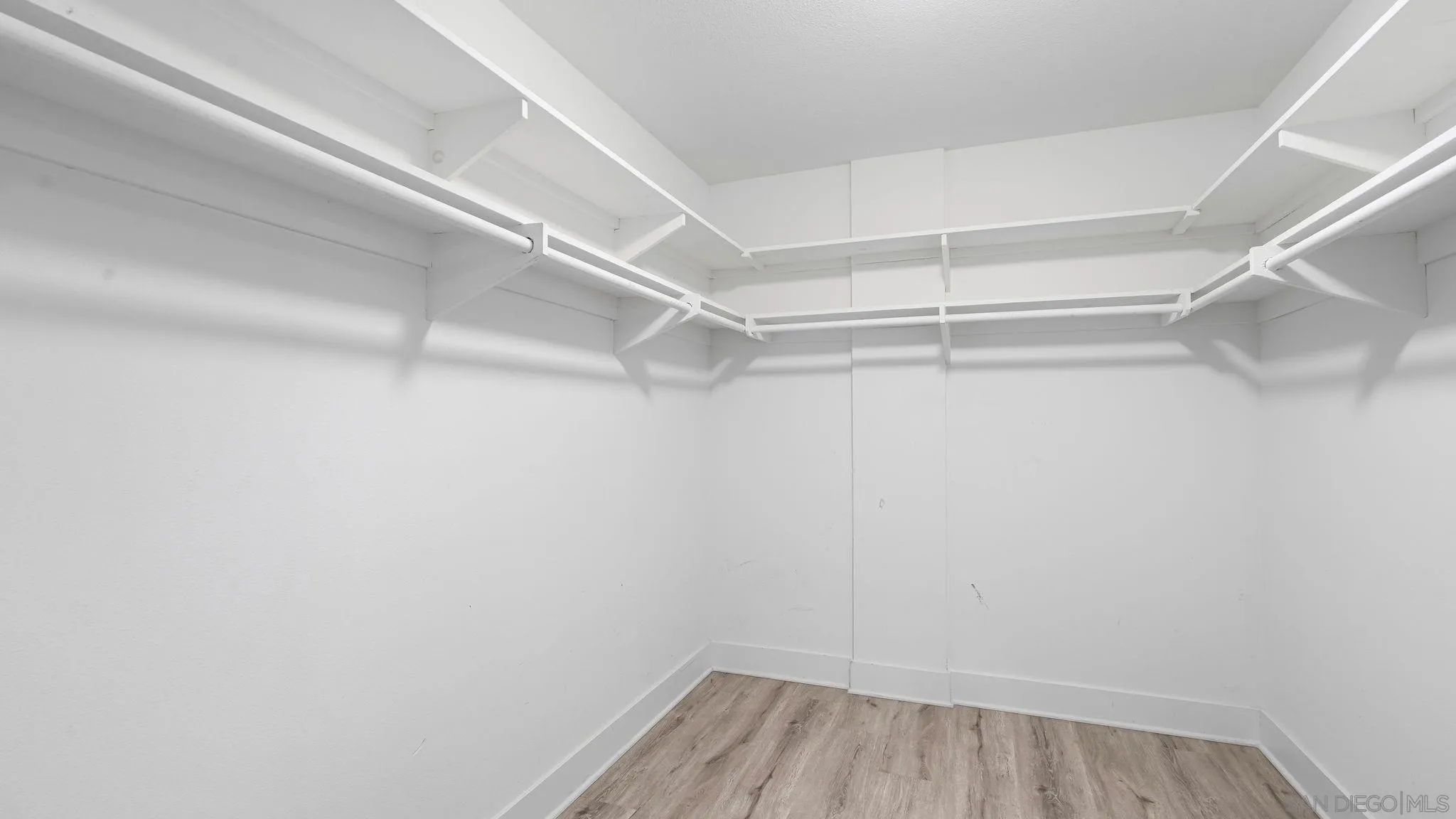 Photo #21: 260003389 Listing: Photo #21