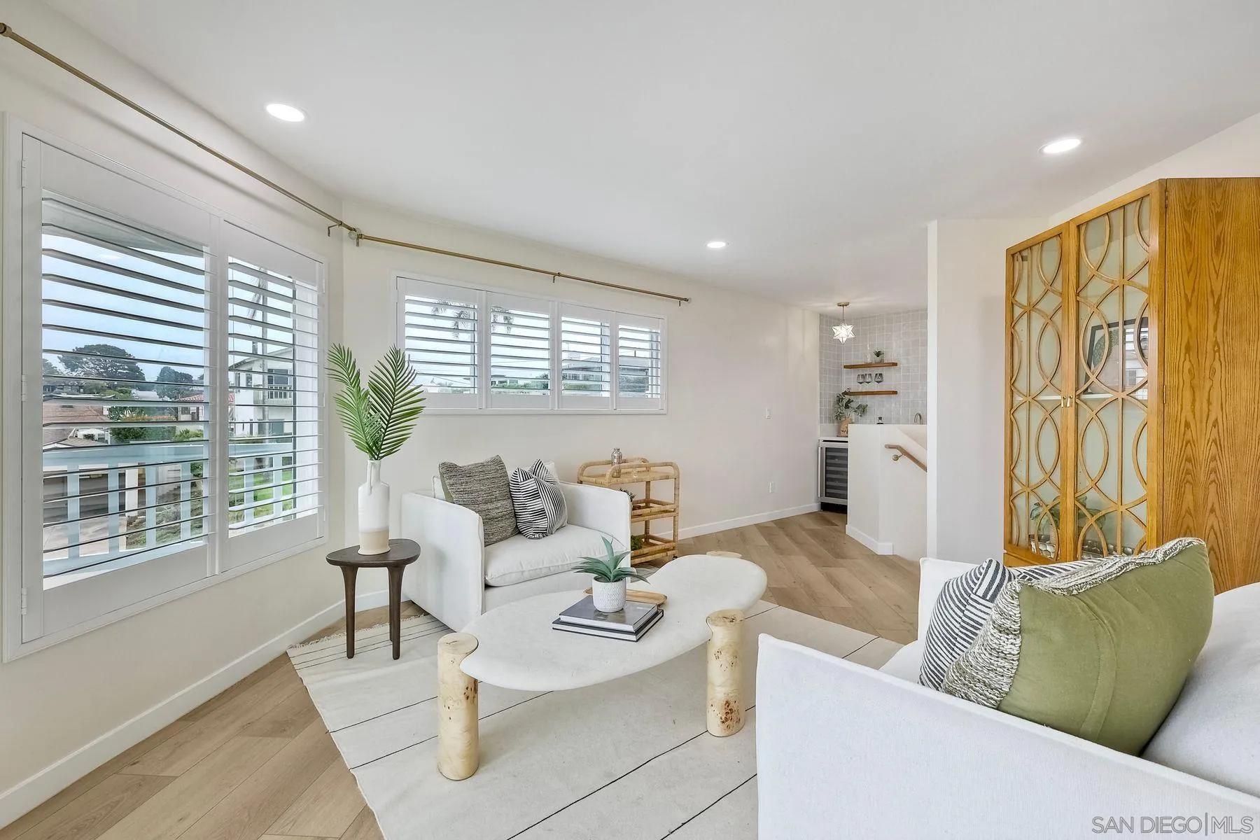 https://cdn.realtyfeed.com/cdn/127/260003396/45aeed83f46e54c76055b8ed08796e87.webp