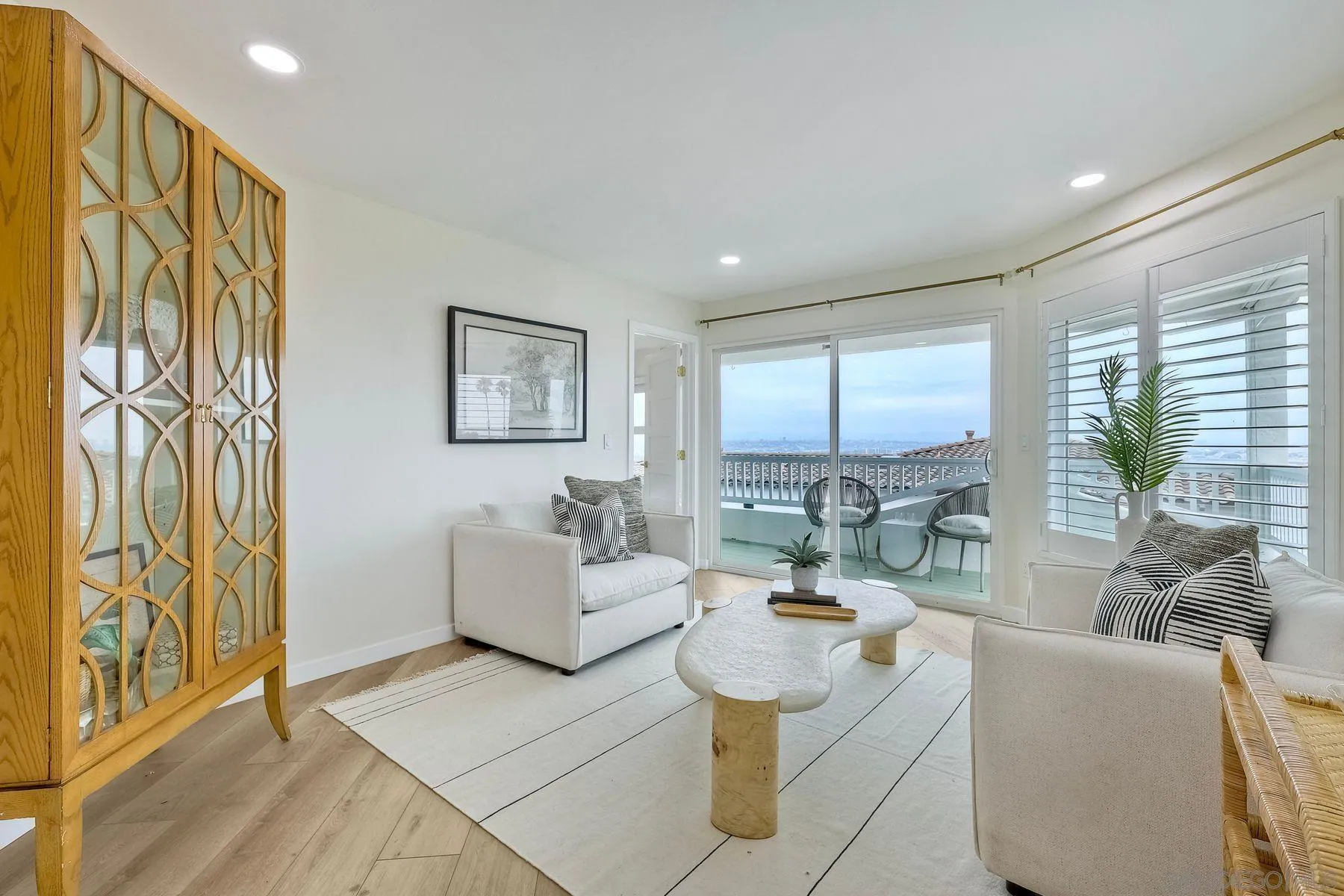 https://cdn.realtyfeed.com/cdn/127/260003396/f715aaf56b1028d4963972c79d74edc9.webp