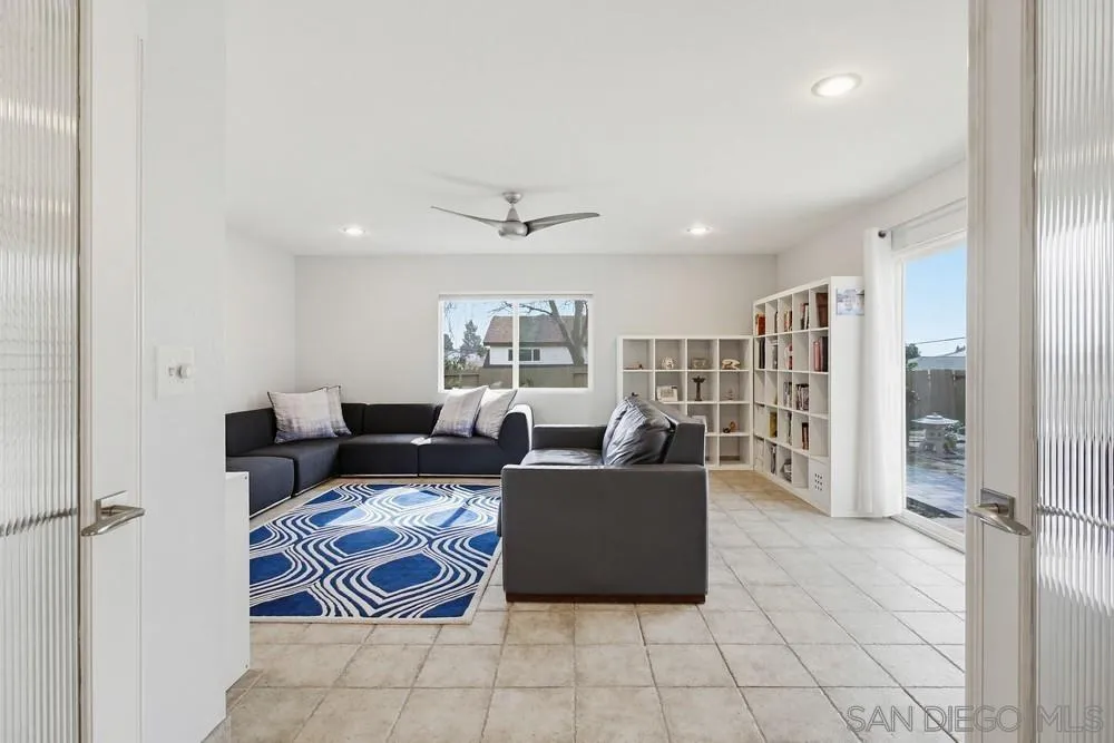 https://cdn.realtyfeed.com/cdn/127/260003397/f038ca75aaf066fa9426a58a5a11b314.webp