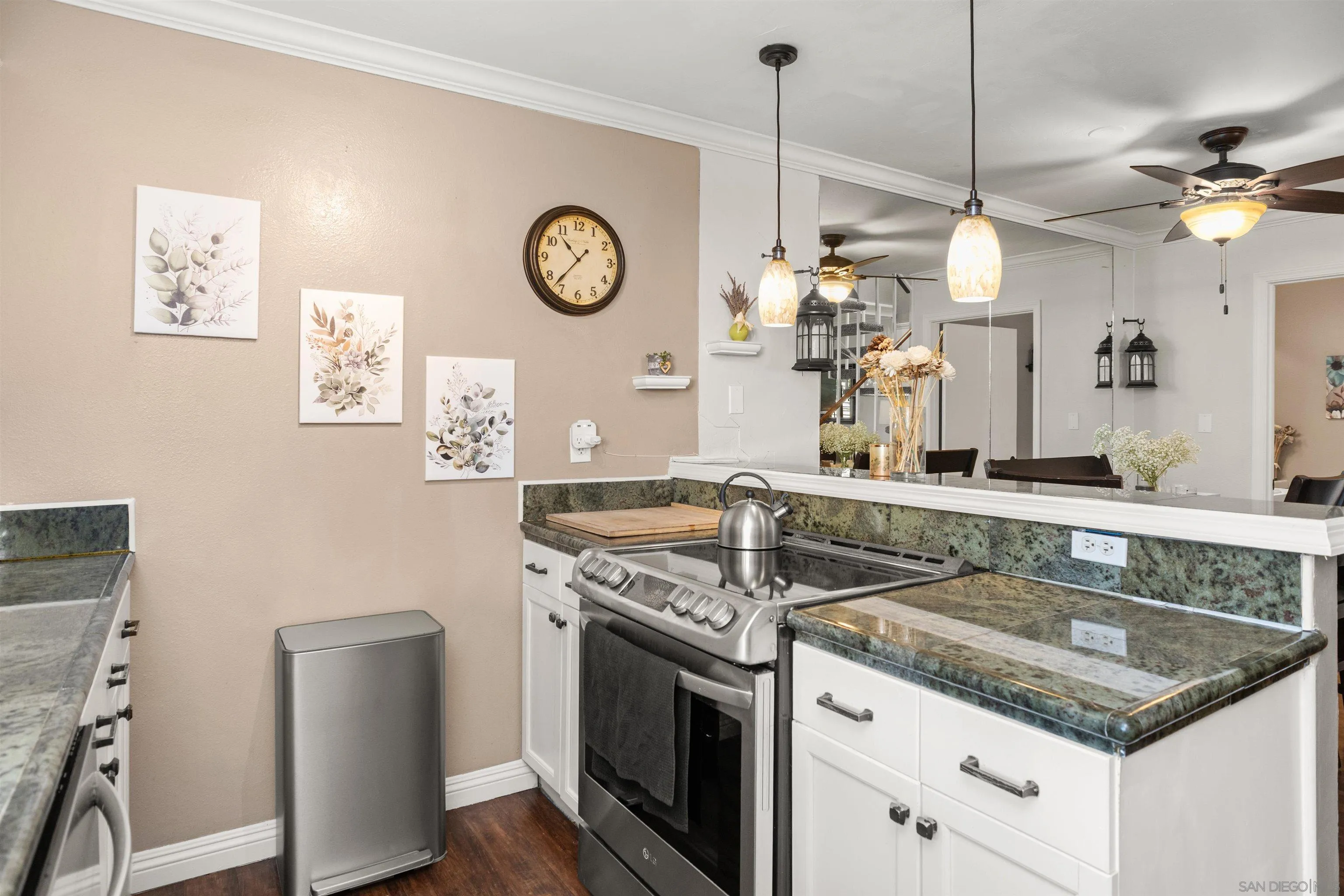 https://cdn.realtyfeed.com/cdn/127/260003398/6ed017abf70757ed91cc8df031669874.webp