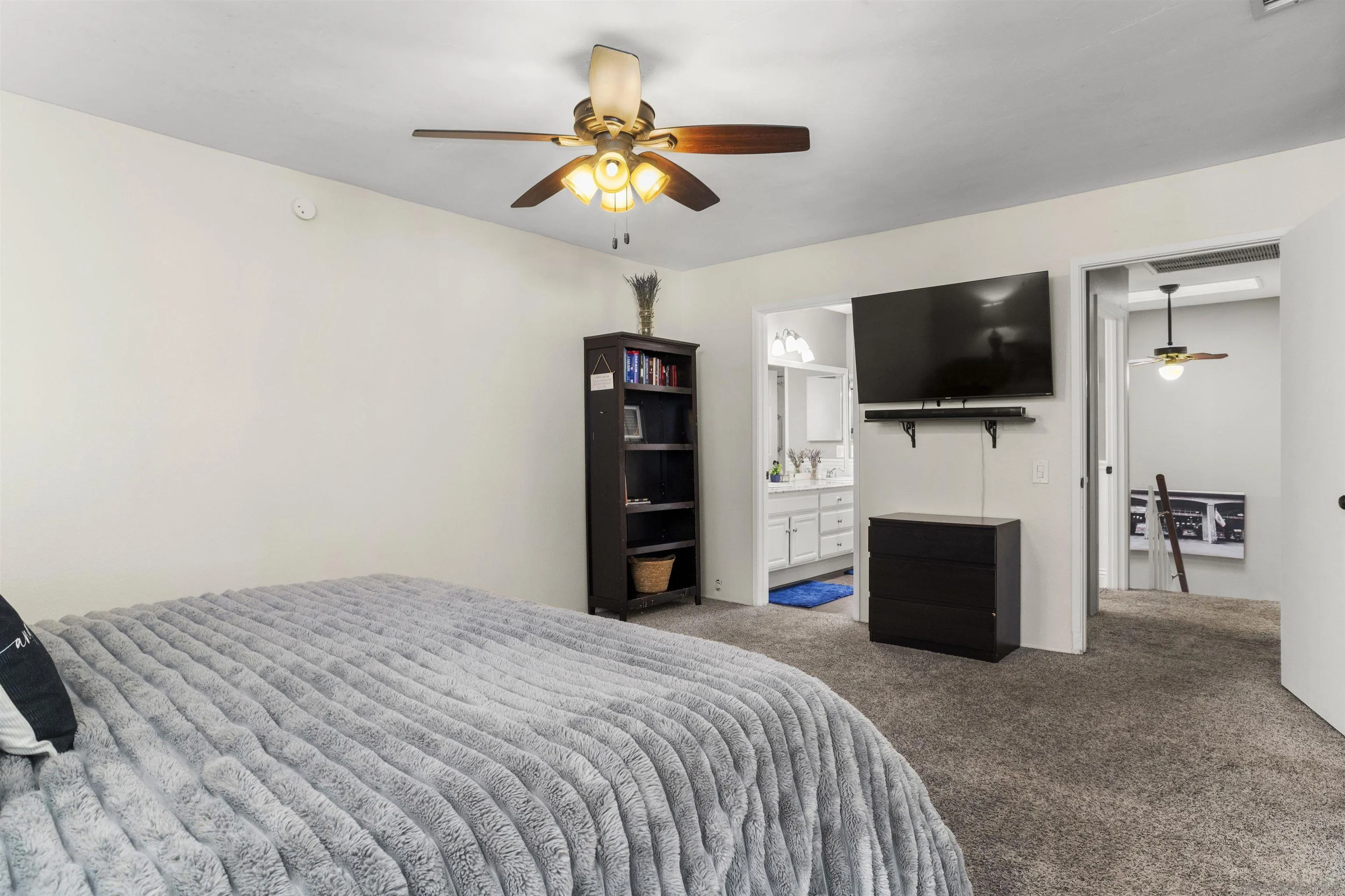 https://cdn.realtyfeed.com/cdn/127/260003398/bb4235c17a39b10886474b4c34f99e6e.webp