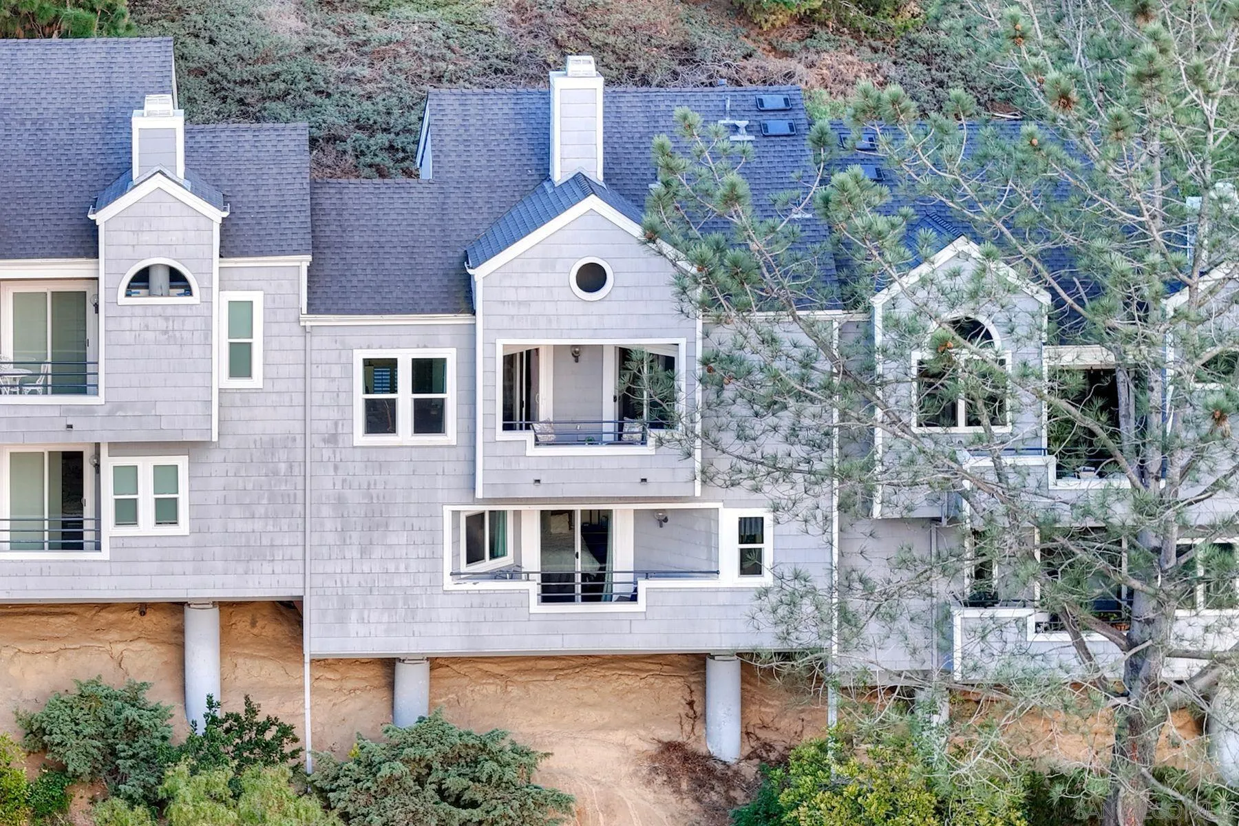 https://cdn.realtyfeed.com/cdn/127/260003399/22b6541070b55c5d724e4e01e9b50515.webp