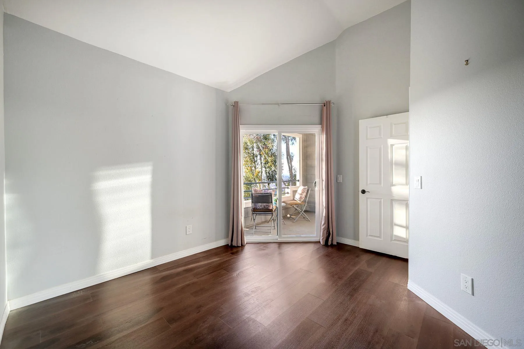 https://cdn.realtyfeed.com/cdn/127/260003399/2a1f392184ddad3d7b523de910ce614a.webp