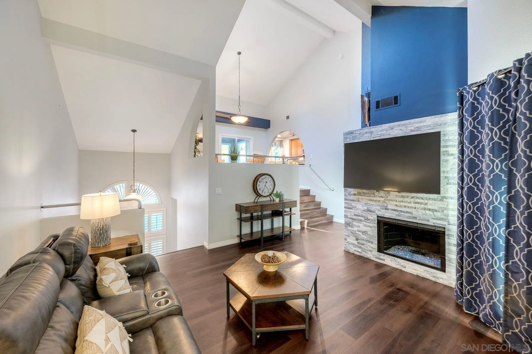 https://cdn.realtyfeed.com/cdn/127/260003399/6ce2941b3b1c9b70e15e4521470a92d8.webp